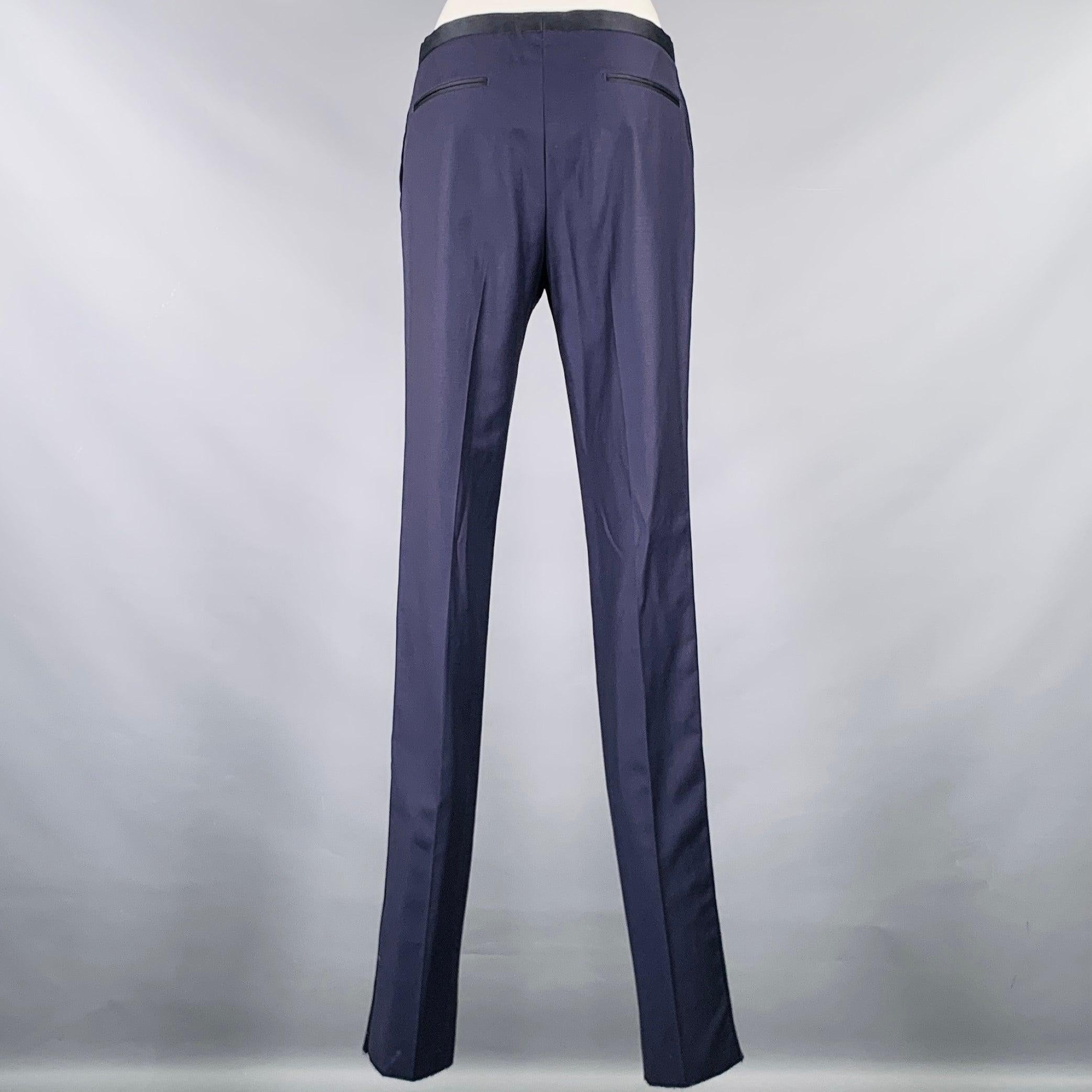 CALVIN KLEIN COLLECTION Taille 34 Laine noire marine à revers châle en vente 2