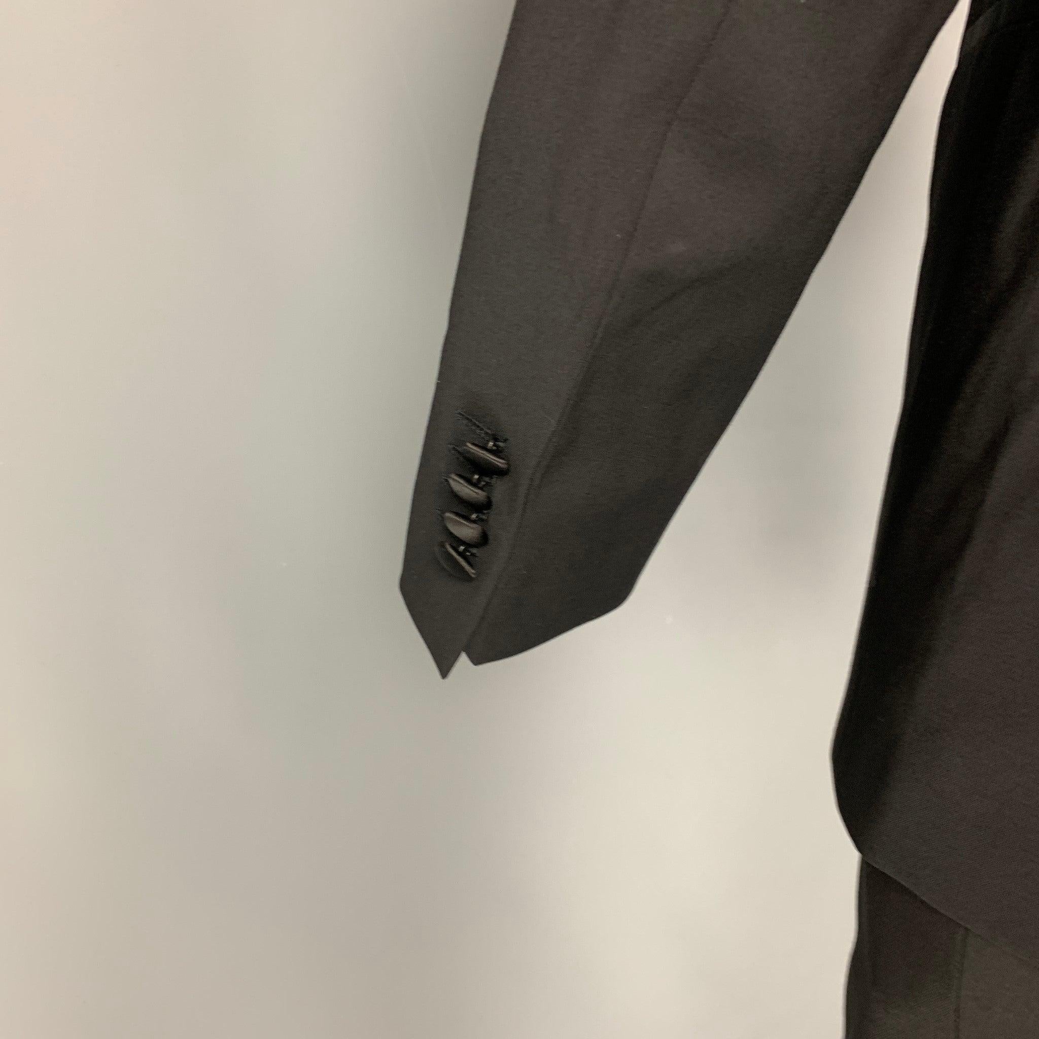 CALVIN KLEIN COLLECTION Size 36 Black Wool Notch Lapel Tuxedo Suit For Sale 1