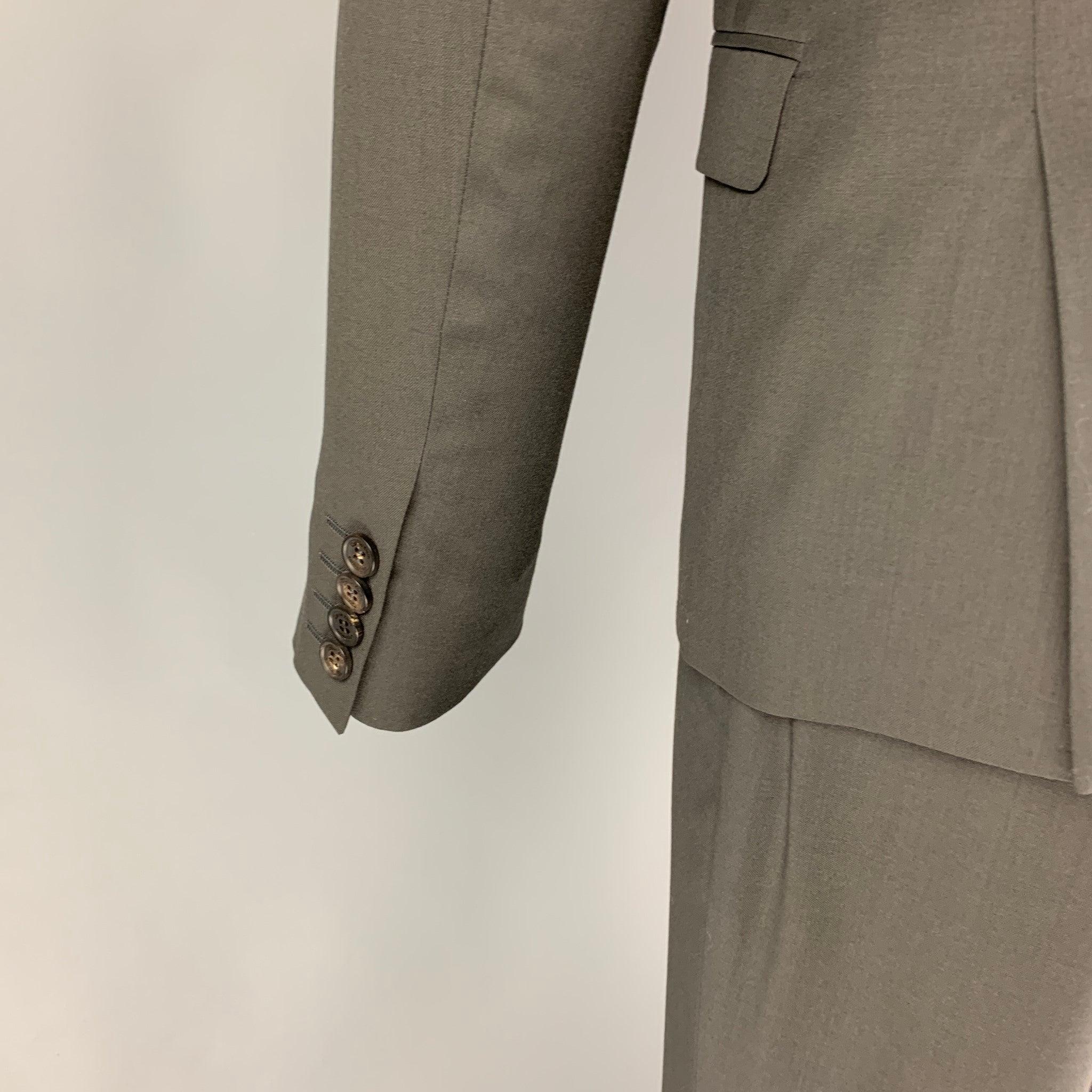 CALVIN KLEIN COLLECTION Size 36 Charcoal Wool Notch Lapel Suit For Sale 1