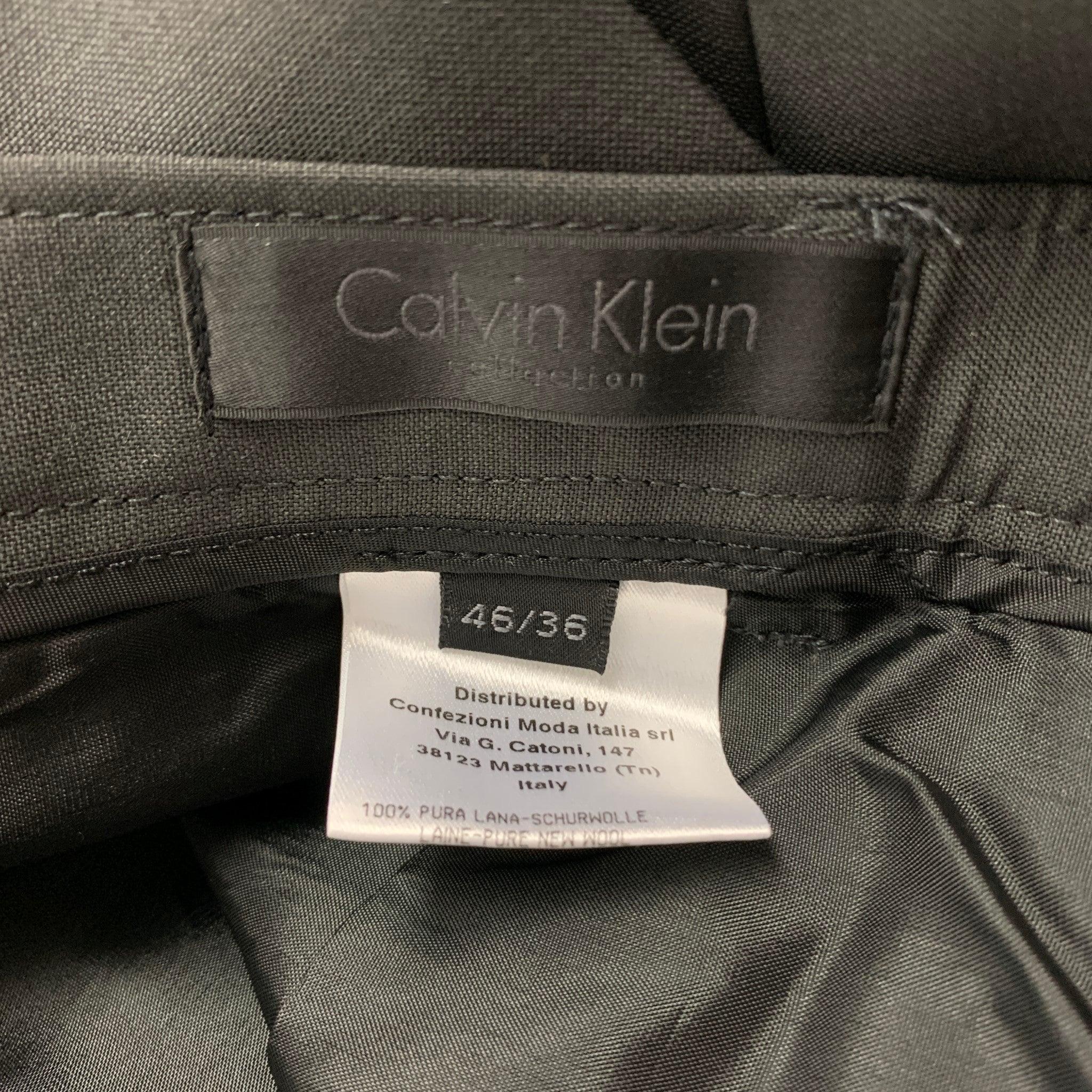 CALVIN KLEIN COLLECTION Size 36 Charcoal Wool Notch Lapel Suit For Sale 6