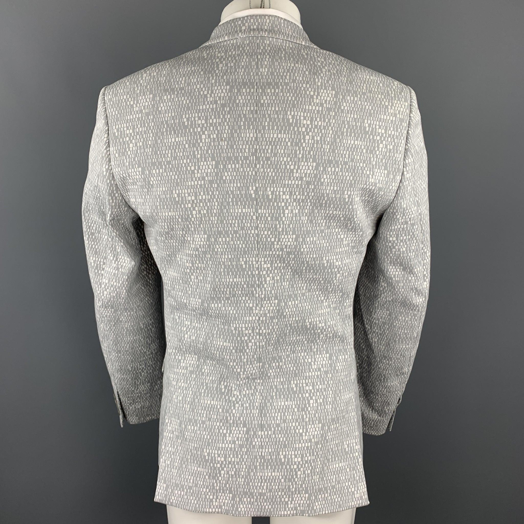 CALVIN KLEIN COLLECTION Size 36 Grey & White Woven Notch Lapel Sport Coat For Sale 1