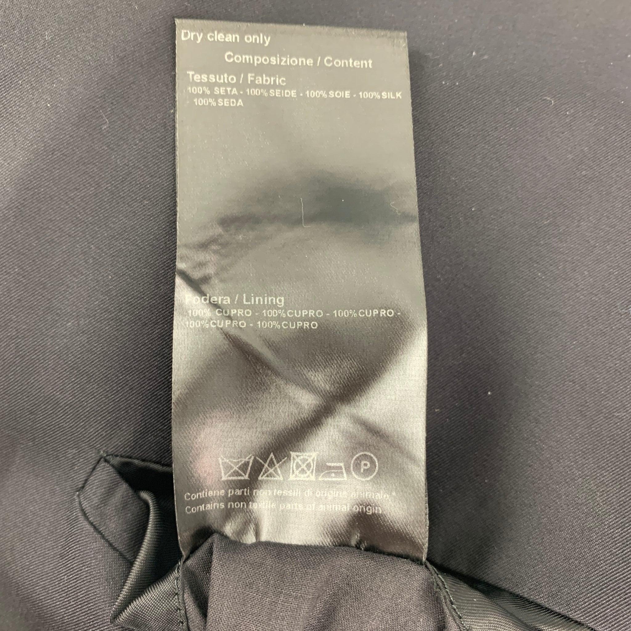 CALVIN KLEIN COLLECTION Size 38 Black Silk Lightweight Coat For Sale 4