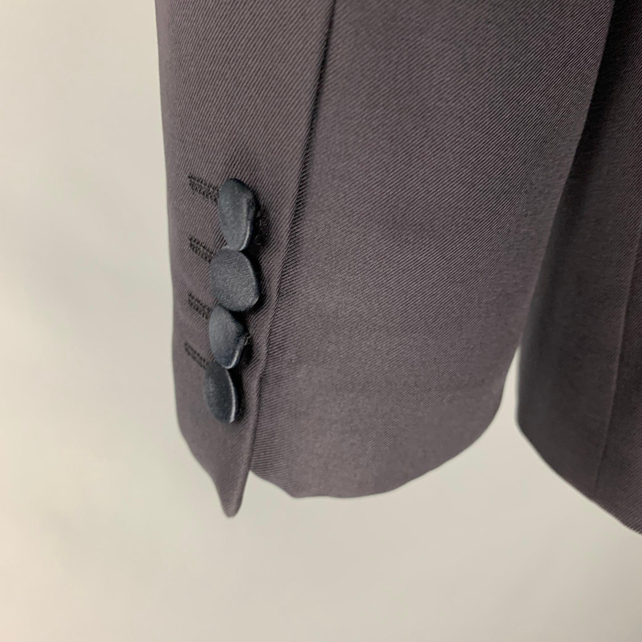 CALVIN KLEIN COLLECTION Size 38 Black Wool Peak Lapel Sport Coat For Sale 2
