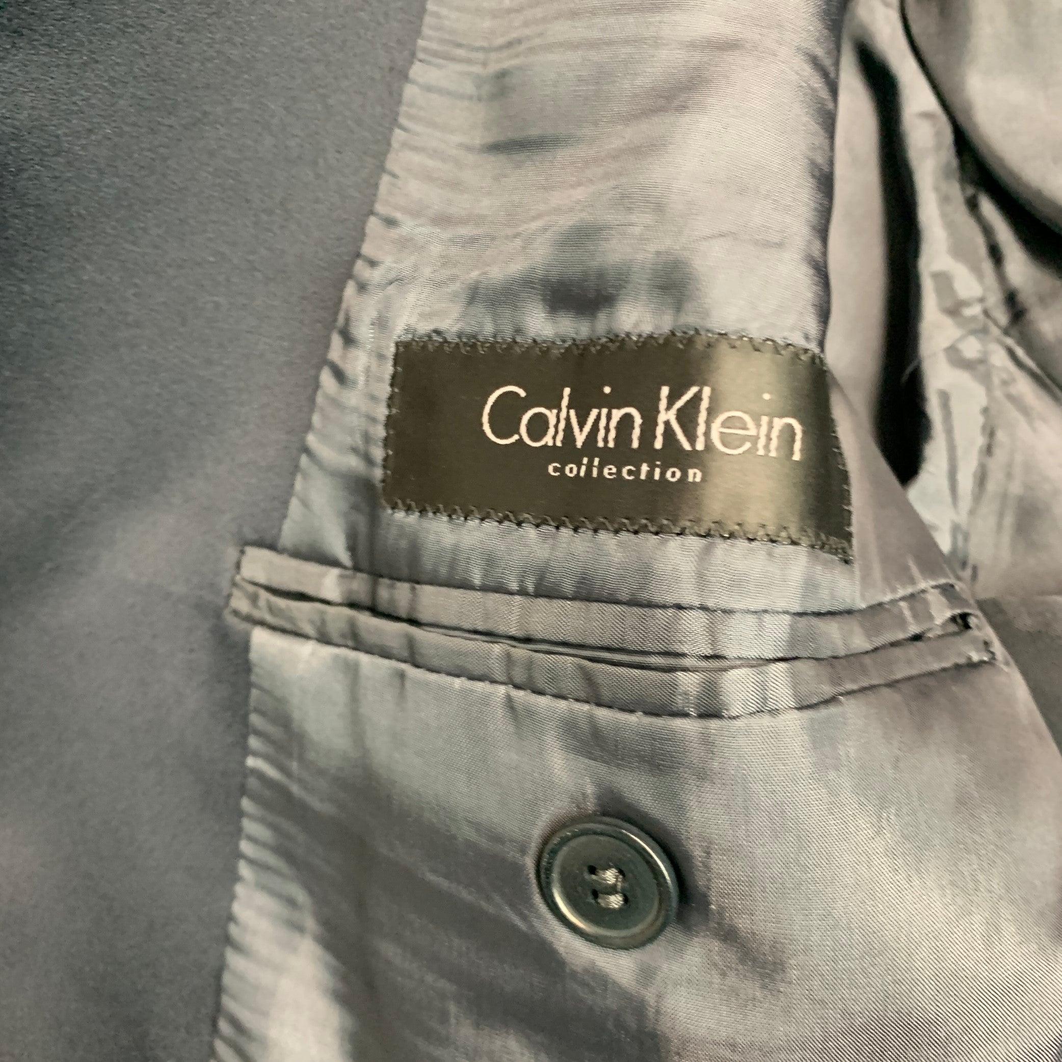 CALVIN KLEIN COLLECTION Size 38 Black Wool Peak Lapel Sport Coat For Sale 4