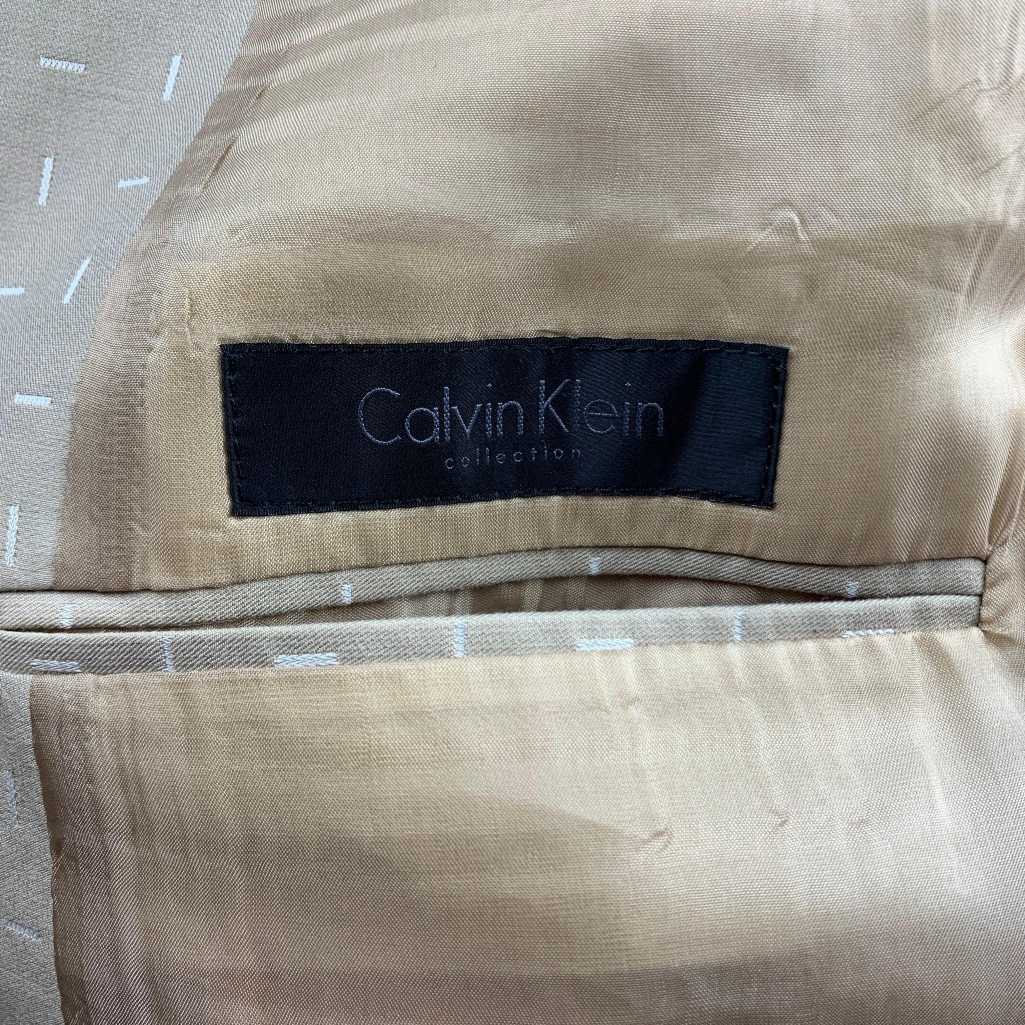 CALVIN KLEIN COLLECTION Size 38 Khaki Print Cotton Sport Coat For Sale 4