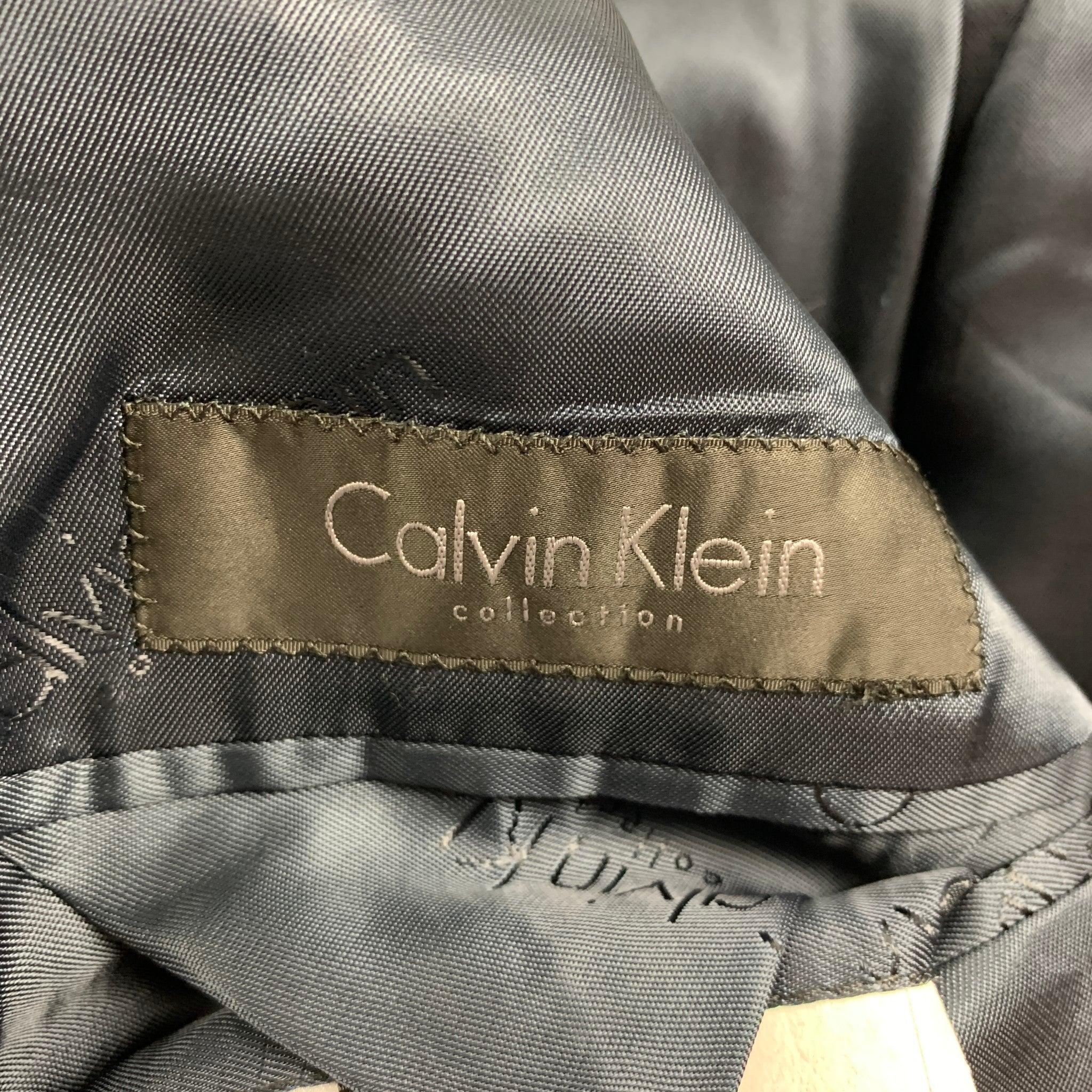 CALVIN KLEIN COLLECTION Size 40 Navy Wool Tuxedo Sport Coat For Sale 4