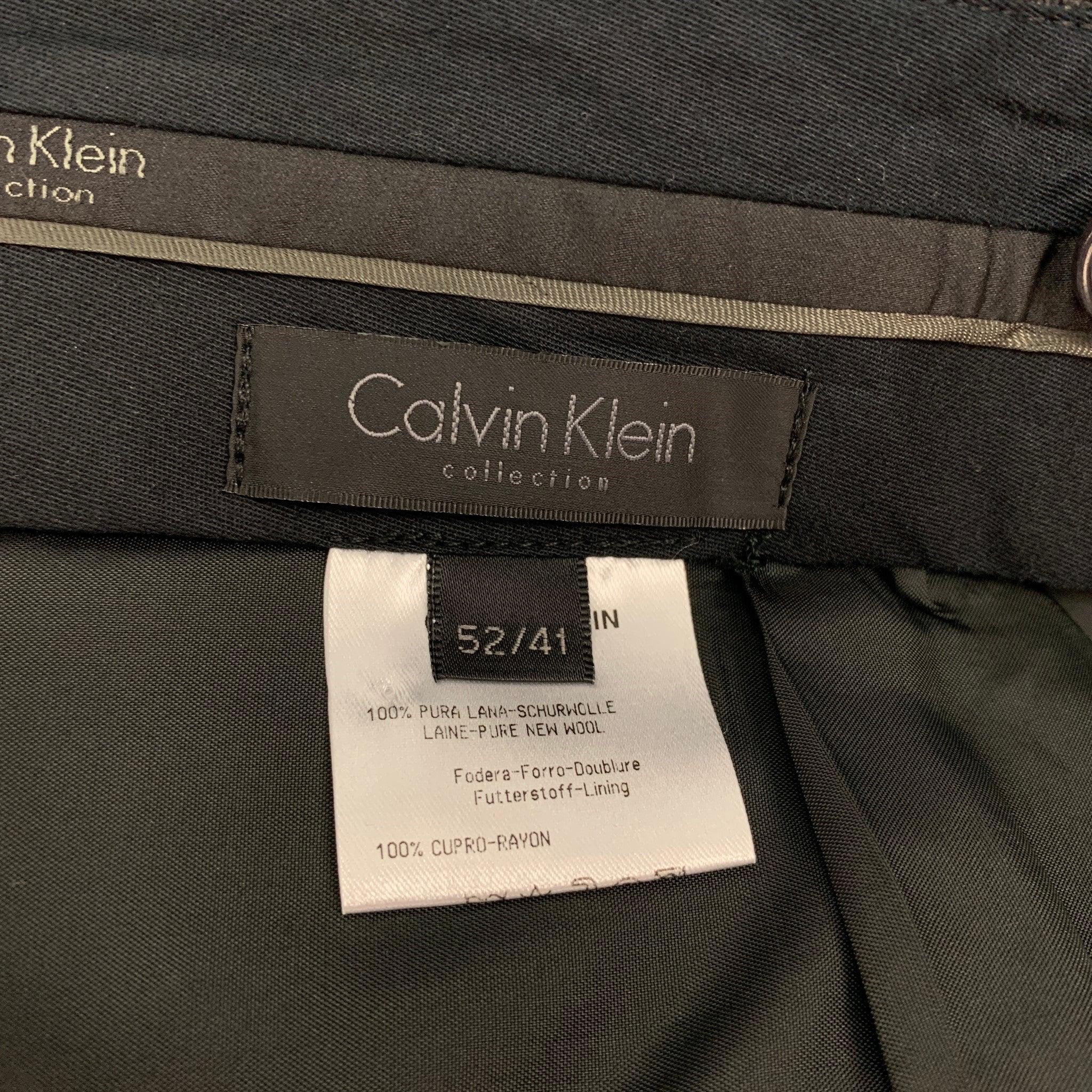 CALVIN KLEIN COLLECTION Size 42 Charcoal Wool Notch Lapel Suit For Sale 6