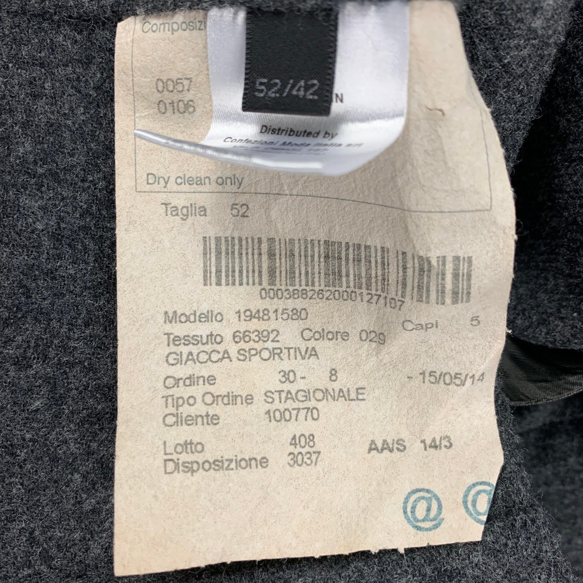 CALVIN KLEIN COLLECTION Size 42 Grey Charcoal Wool Notch Lapel Sport Coat For Sale 1