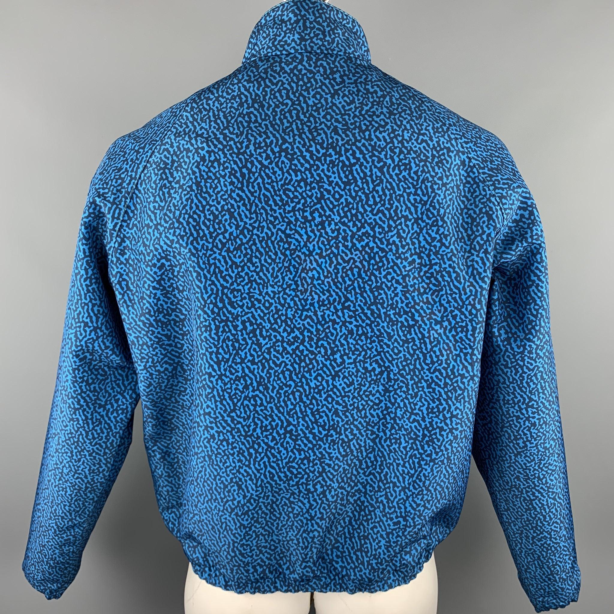 CALVIN KLEIN COLLECTION Size 44 Aqua Print Polyester Reversible Jacket For Sale 1