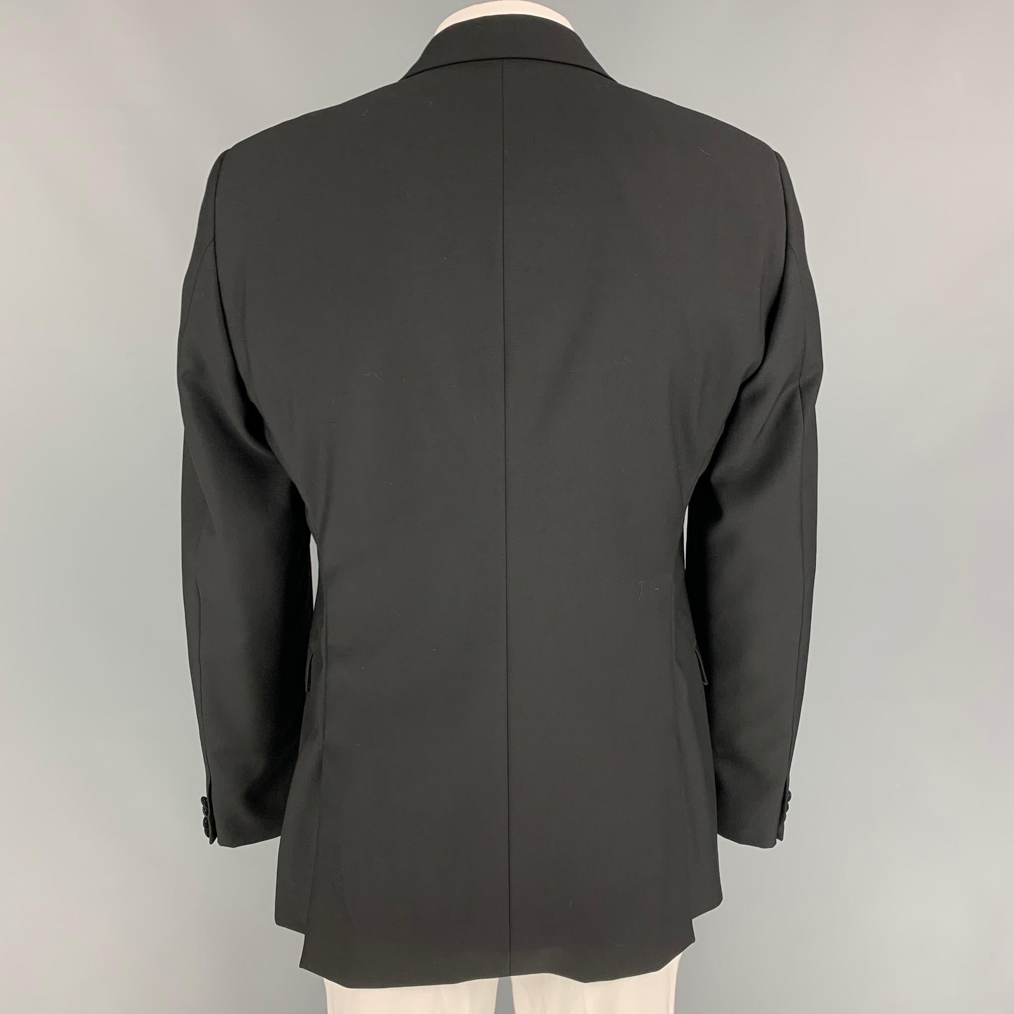 suit jacket back flap