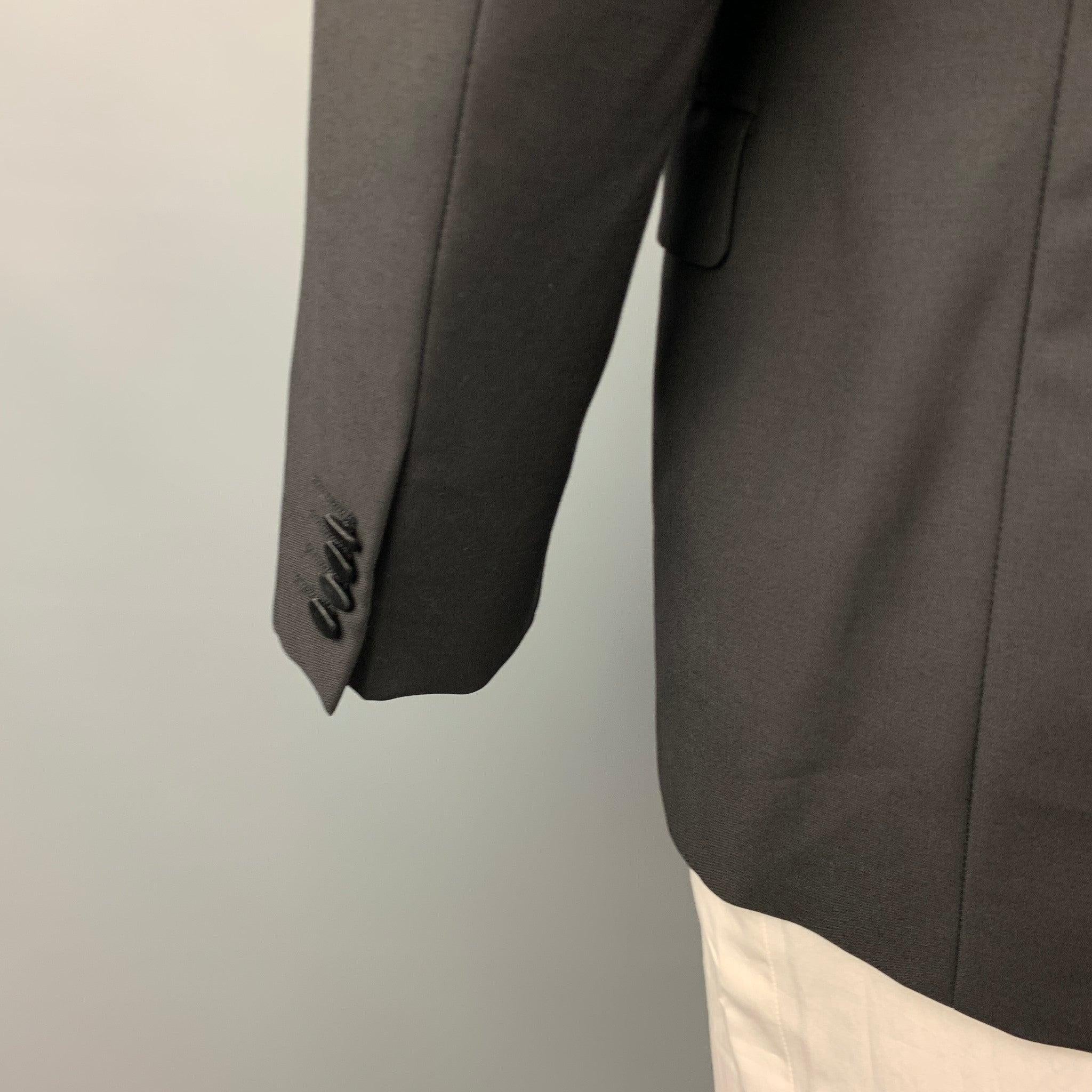 CALVIN KLEIN COLLECTION Size 44 Black Wool Tuxedo Sport Coat For Sale 2