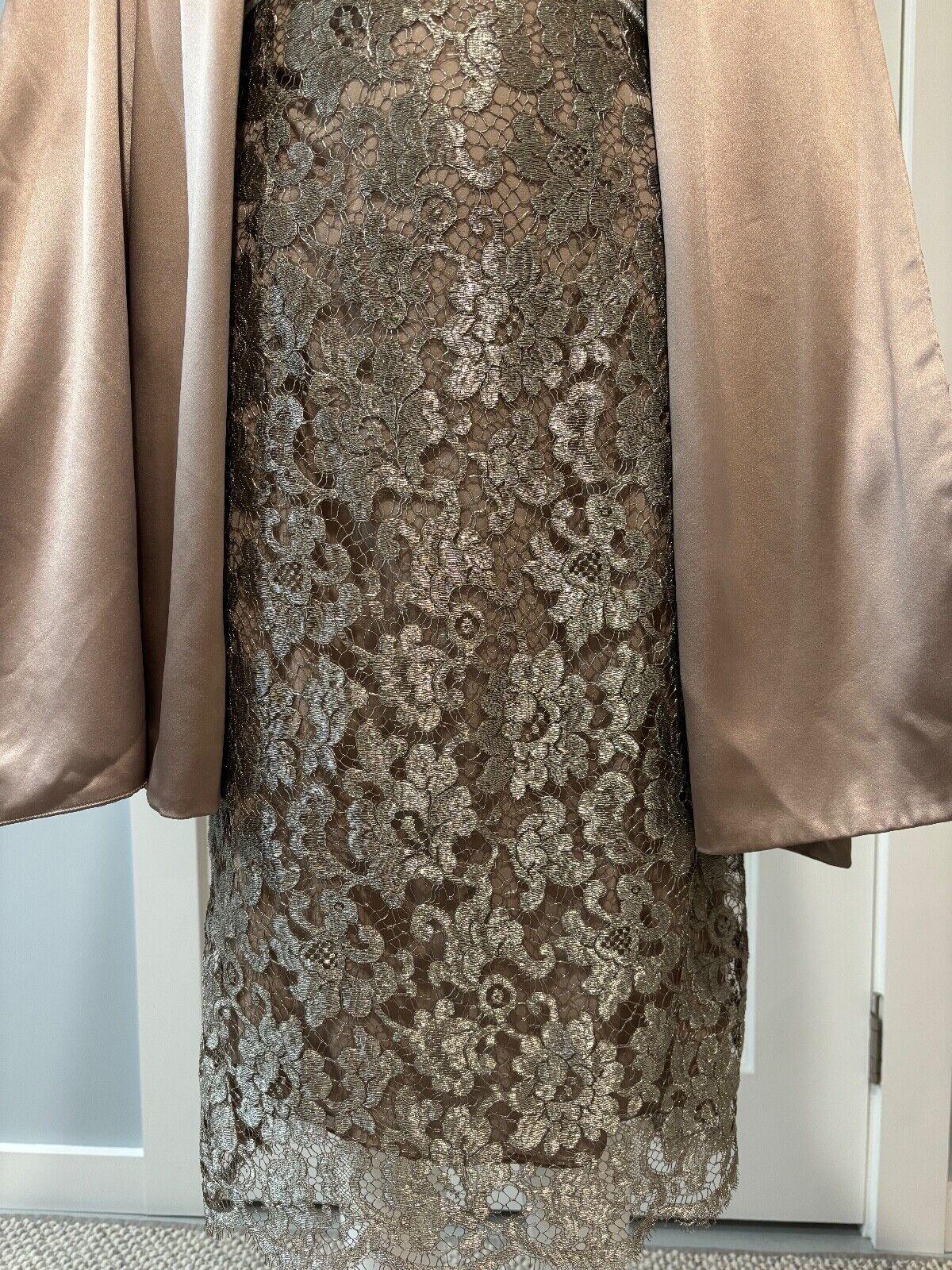 Calvin Klein Collection
Vintage
Includes oversized silk shawl
Pewter lace
Excellent condition, no flaws
IT42, can even fit an IT44 imo 

This vintage Calvin Klein Collection lace dress is so flattering on the body, it's a shame that my mannequin