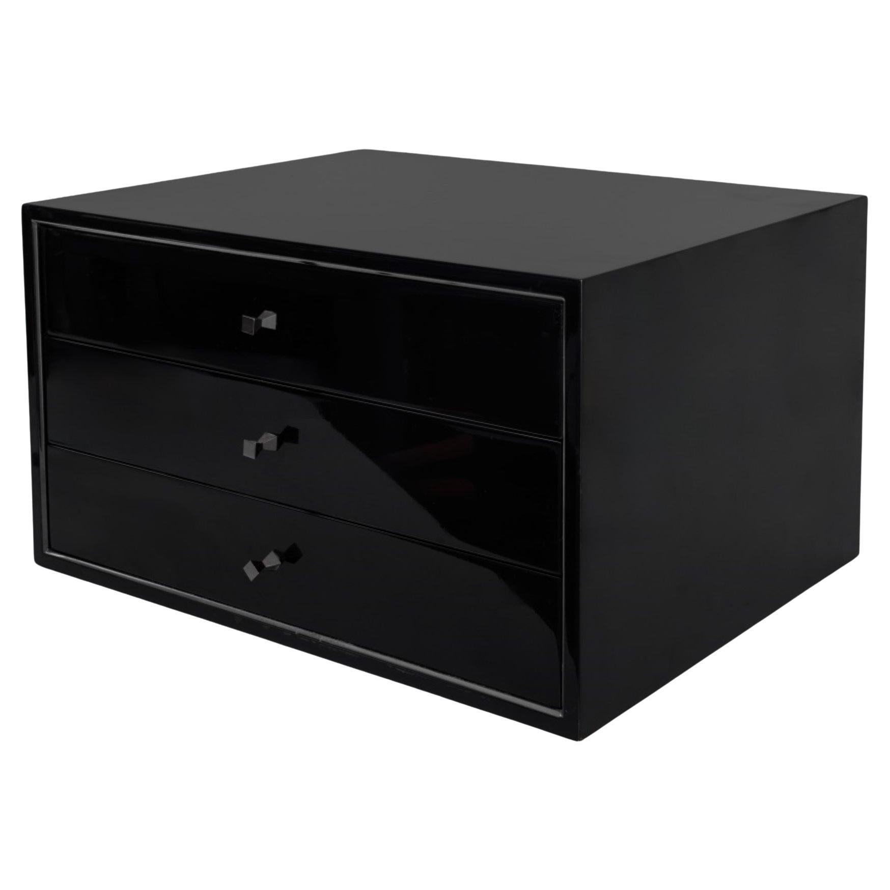 Calvin Klein Curator Collection Lacquer Side Table For Sale