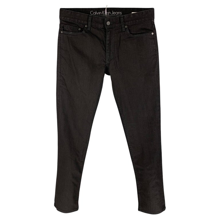 CALVIN KLEIN Size 31 Black Cotton Zip Fly Slim Jeans For Sale at 1stDibs