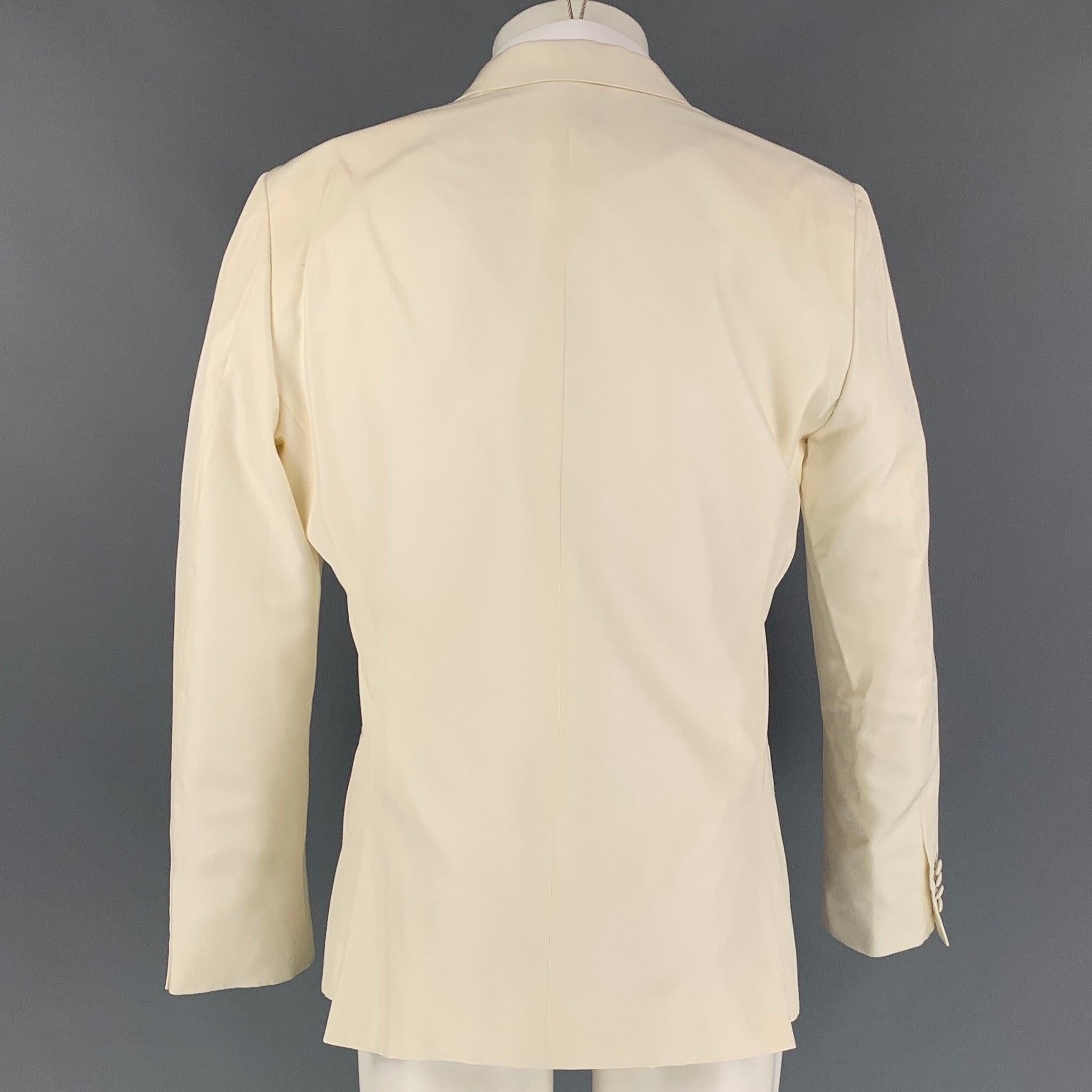 CALVIN KLEIN - Manteau de sport blanc cassé en soie avec revers à pointe, taille 40 en vente 1
