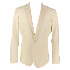 CALVIN KLEIN Size 40 Off White Silk Peak Lapel Sport Coat