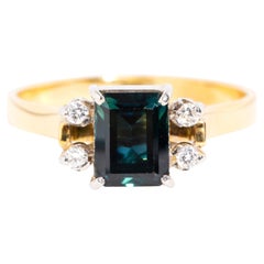 Vintage Calypso 2.03 Carat Blue Teal Parti Sapphire & Diamond Ring 18 Carat Yellow Gold