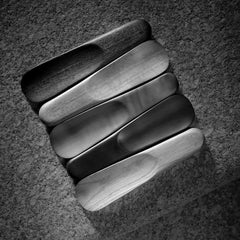 Calzascarpe Wooden Shoehorn by Bottega Ghianda