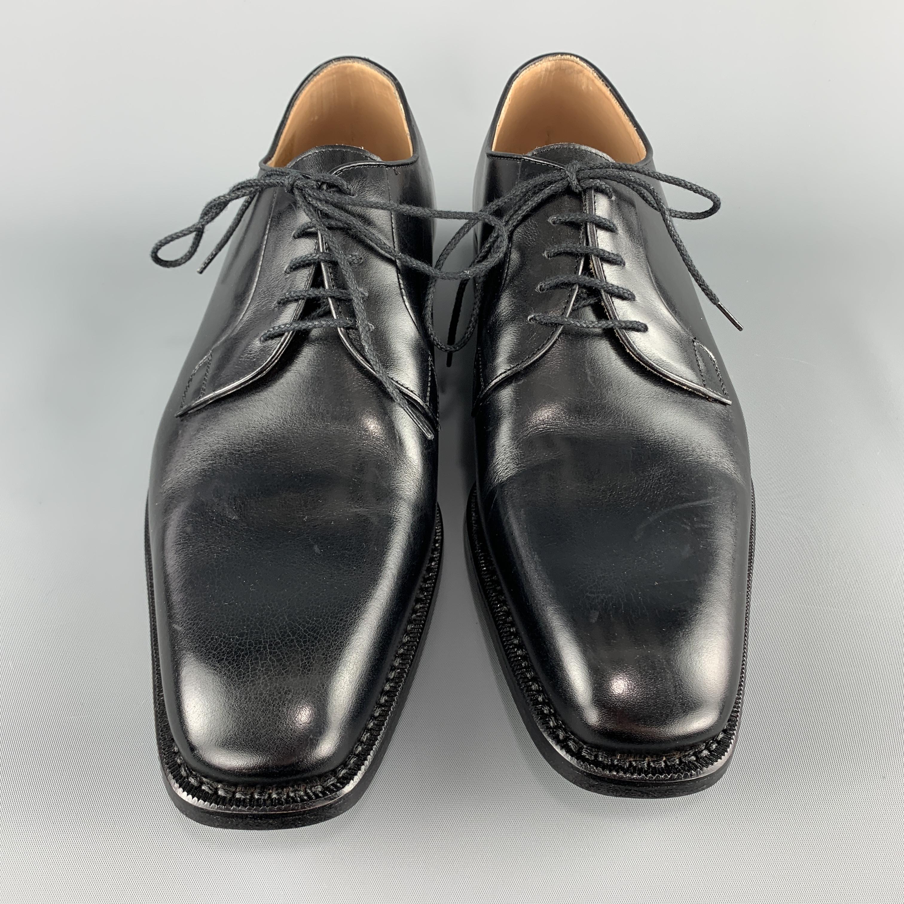 CALZOLERIA HARRIS for BARNEY'S NEW YORK derby's come in black leather with a squared tip point toe. Made in Italy.

New in Box.
Marked: US 10

Outsole: 12.25 x 4 in.