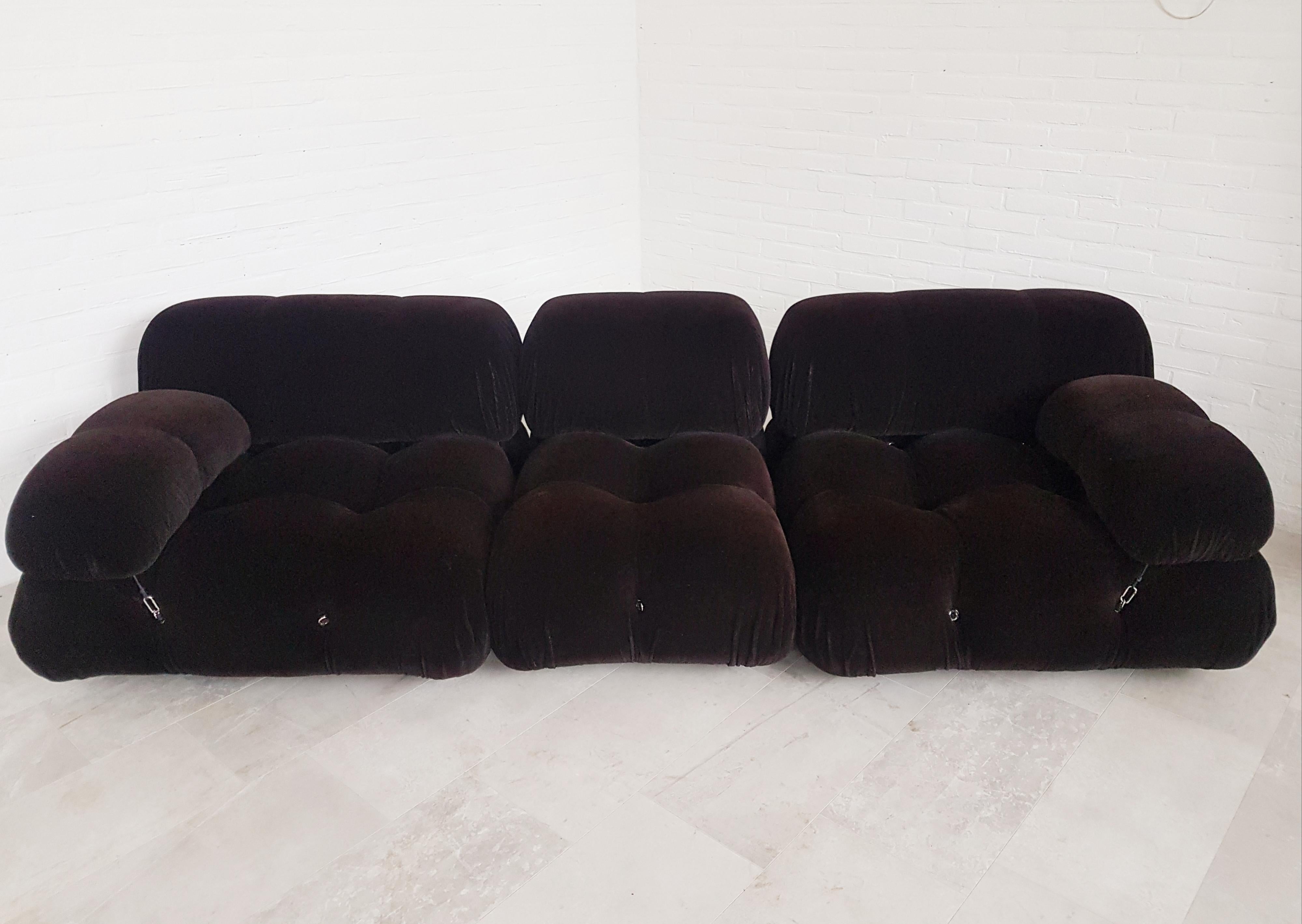 Mario Bellini designed this modular sectional sofa for C&B Italia in the 1970s.
This is an edition from after the 1973 when C&B Italia became B&B Italia.

This design became famous almost immediately after it was featured in the exhibition 'Italy