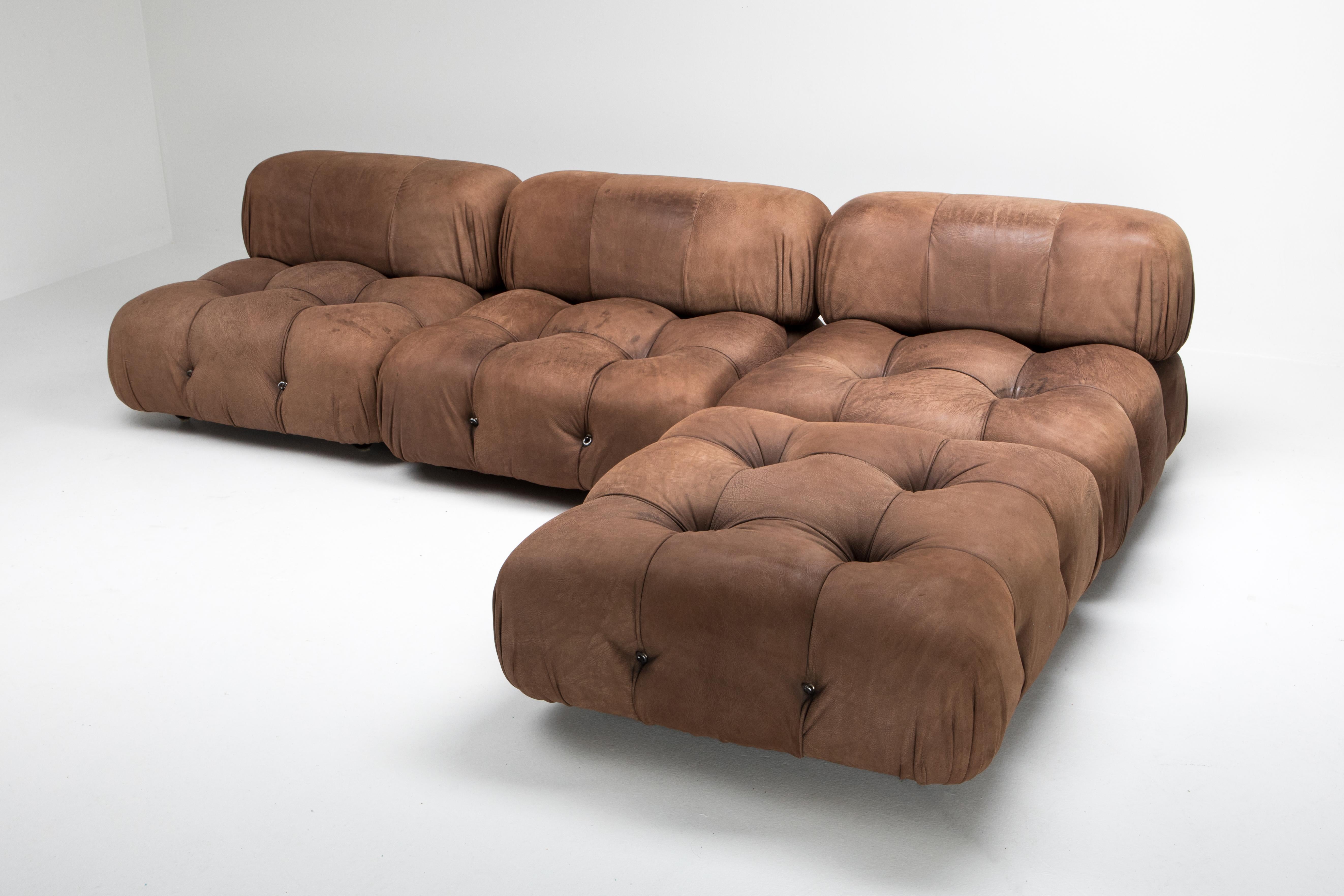 Mario Bellini 'Camaleonda' sectional couch in original brown buffalo leather, C&B Italia, 1970s

These are our best camaleonda pieces we've ever had.

Postmodern sectional piece by Mario Bellini for C&B Italia The entire listing consists of 4
