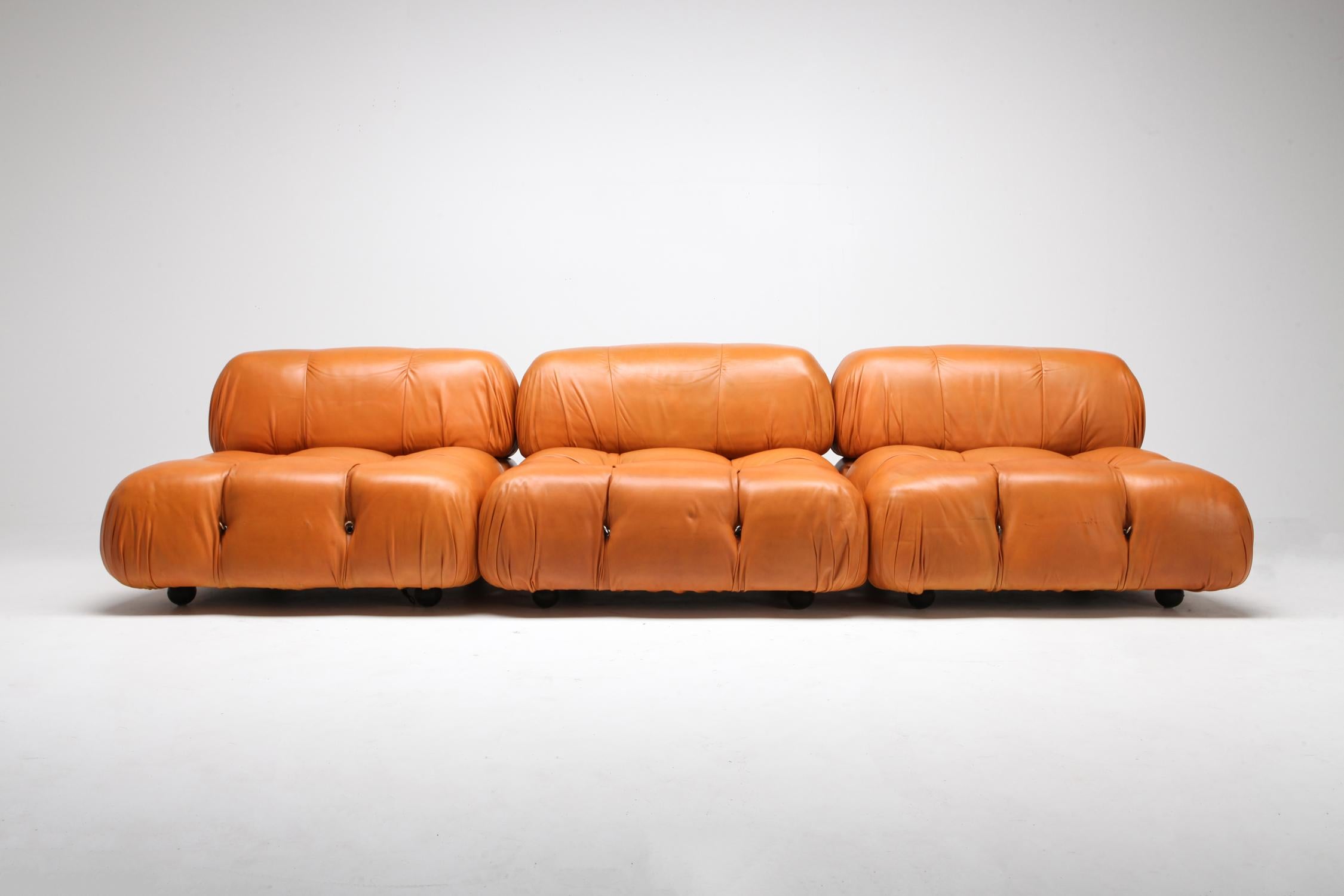 Mario Bellini's Camaleonda couch for C&B Italia, 1970s

The pinnacle of Postmodern design 
The most beautiful edition of all Camaleonda pieces is of course the one in original cognac leather.




 