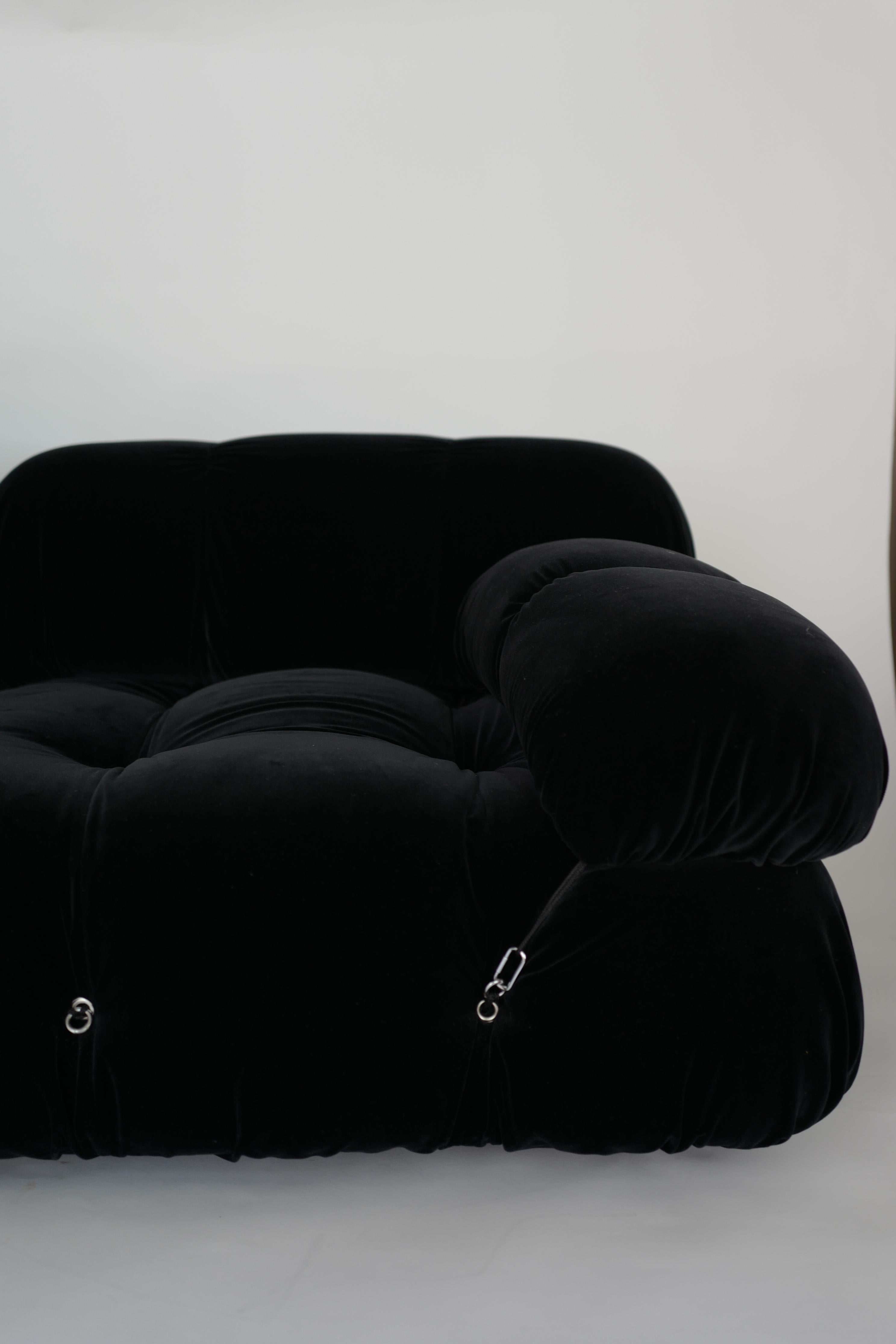 Iconic Camaleonda Sofa by Mario Bellini – Newly Upholstered Black Cotton, 1973 For Sale 3