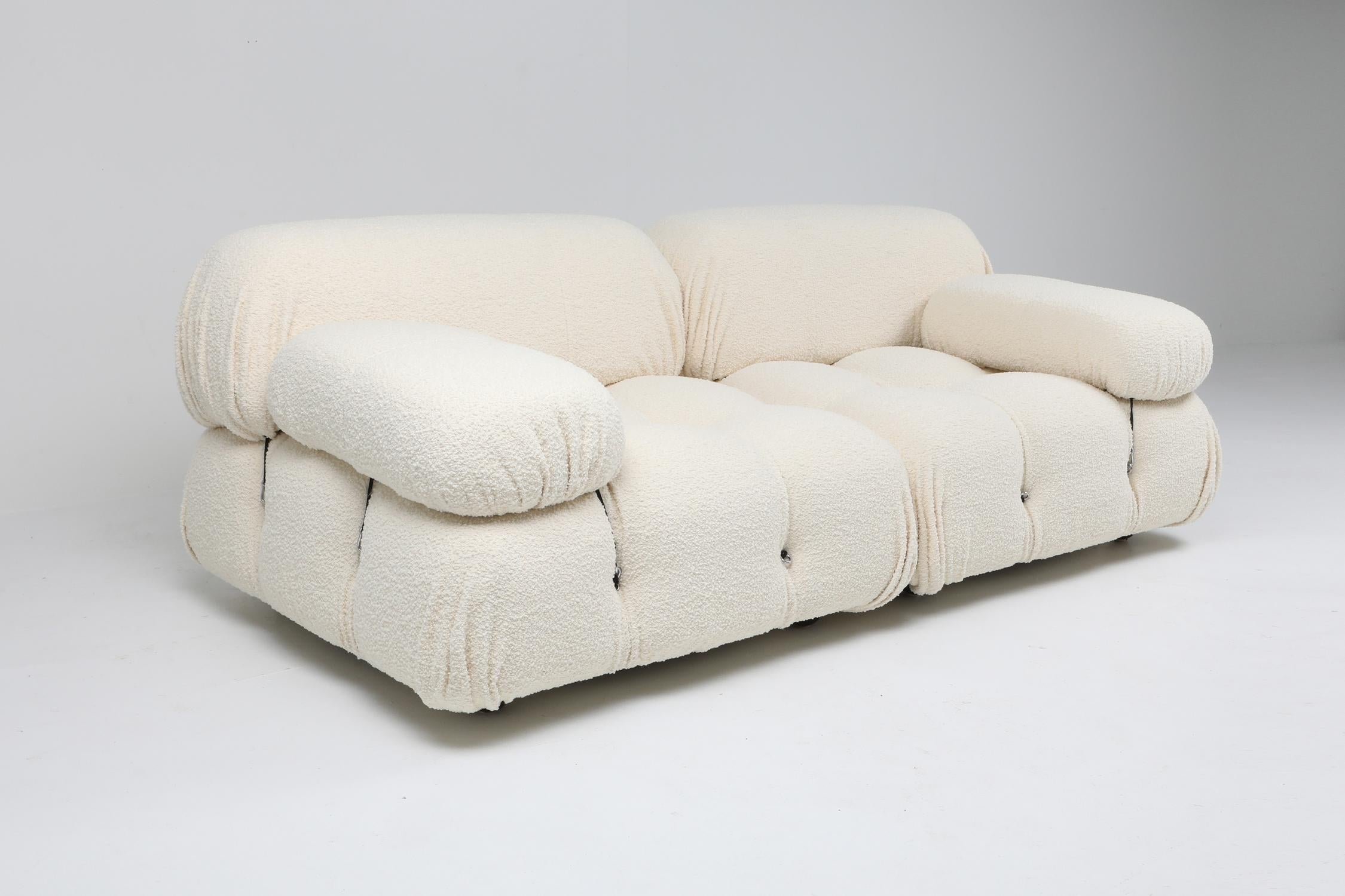 Camaleonda Sofa in Boucle Wool by Mario Bellini In Excellent Condition In Antwerp, BE