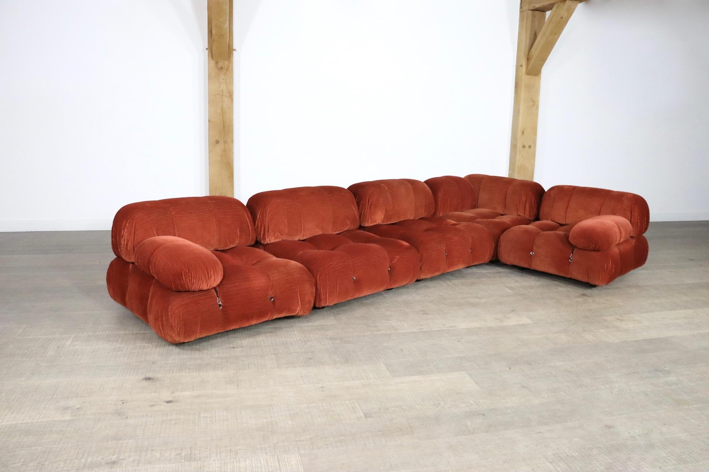 Camaleonda sofa in original corduroy velvet by Mario bellini for C&B Italia 1972 In Good Condition In ABCOUDE, UT