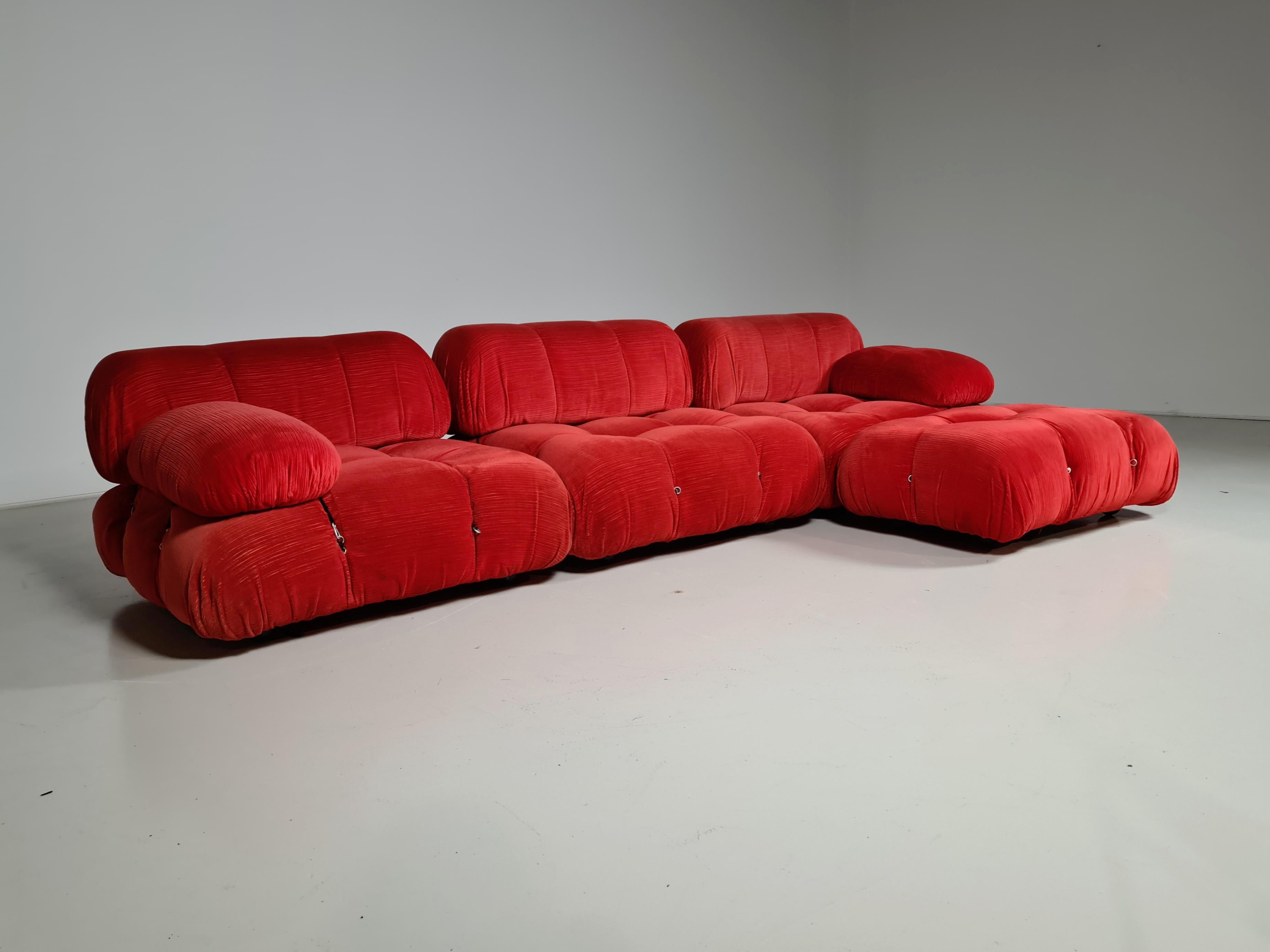 Mid-Century Modern Camaleonda Sofa in Original Fabric by Mario Bellini for B&B Italia, 1970s