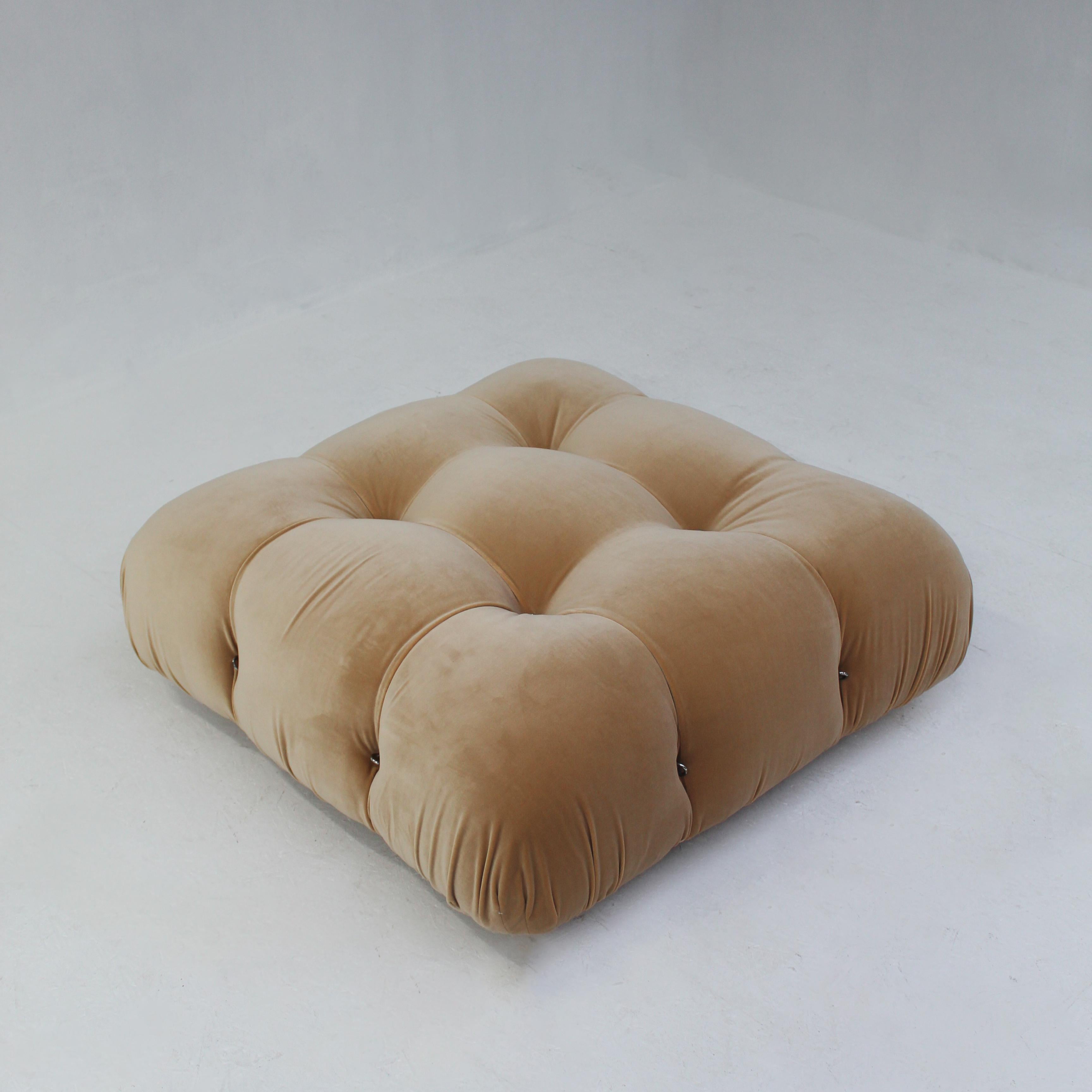 Late 20th Century Camaleonda Sofa in Velvet by Mario Bellini for C&B Italia