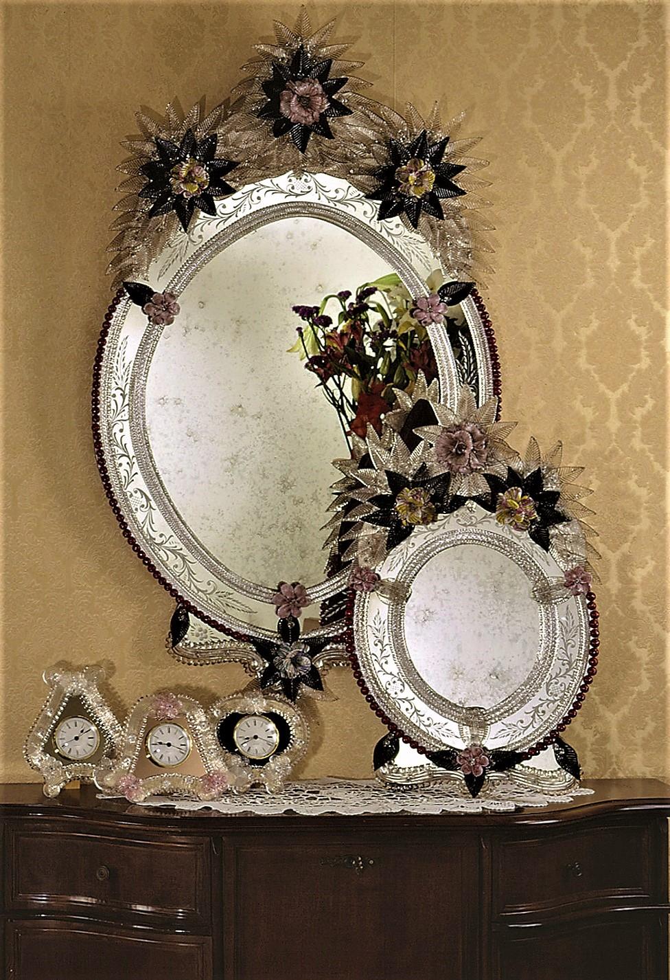 Fait main Miroir de table ancien en verre de Murano « Ca'Mamaro » de Fratelli Tosi de style vénitien en vente