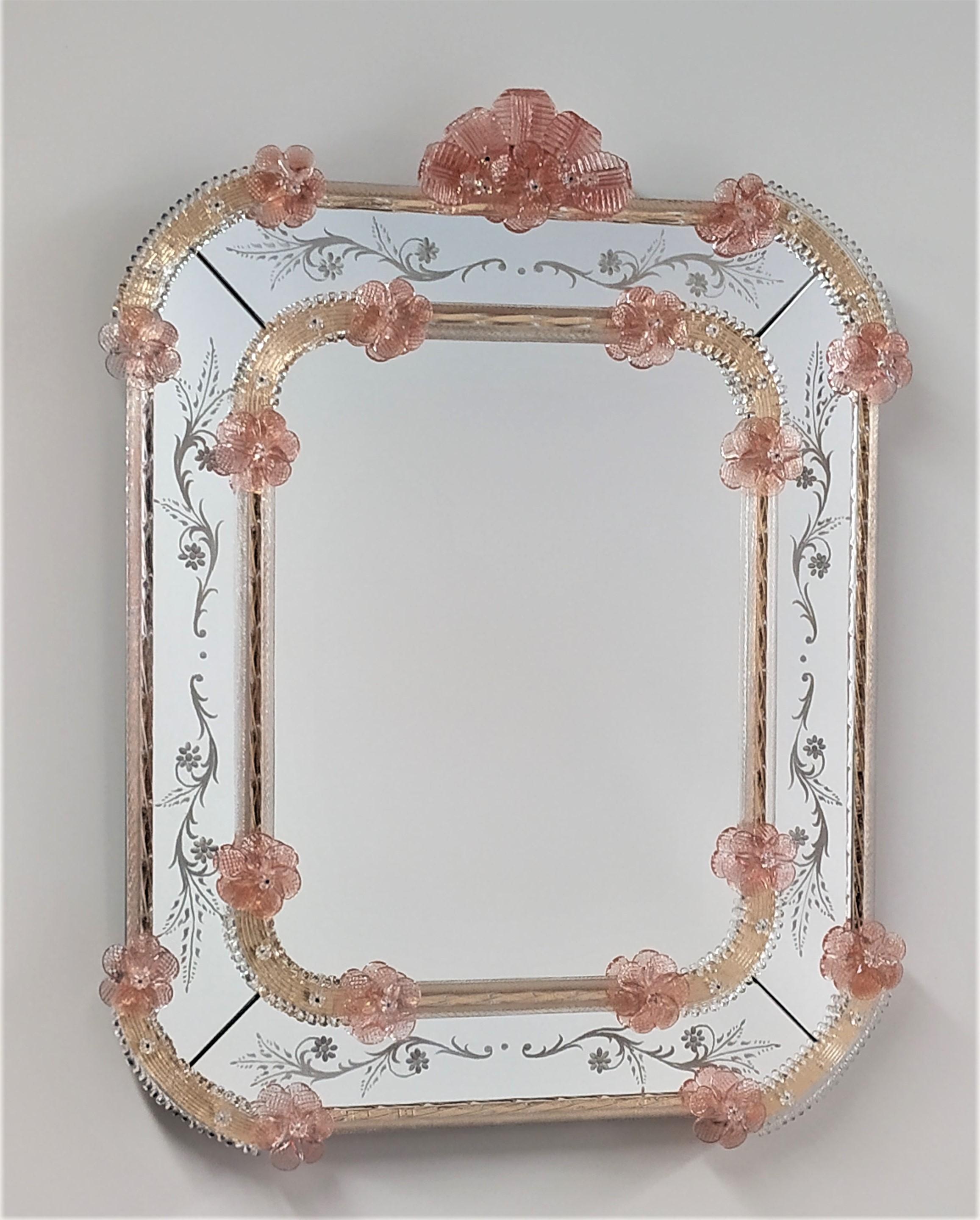 Fait main Miroir en verre de Murano de style vénitien, par Fratelli Tosi Murano en vente