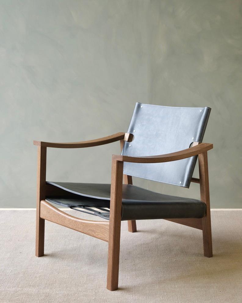 Mid-Century Modern Camber Chair - Black bridle leather and fumed oak For Sale