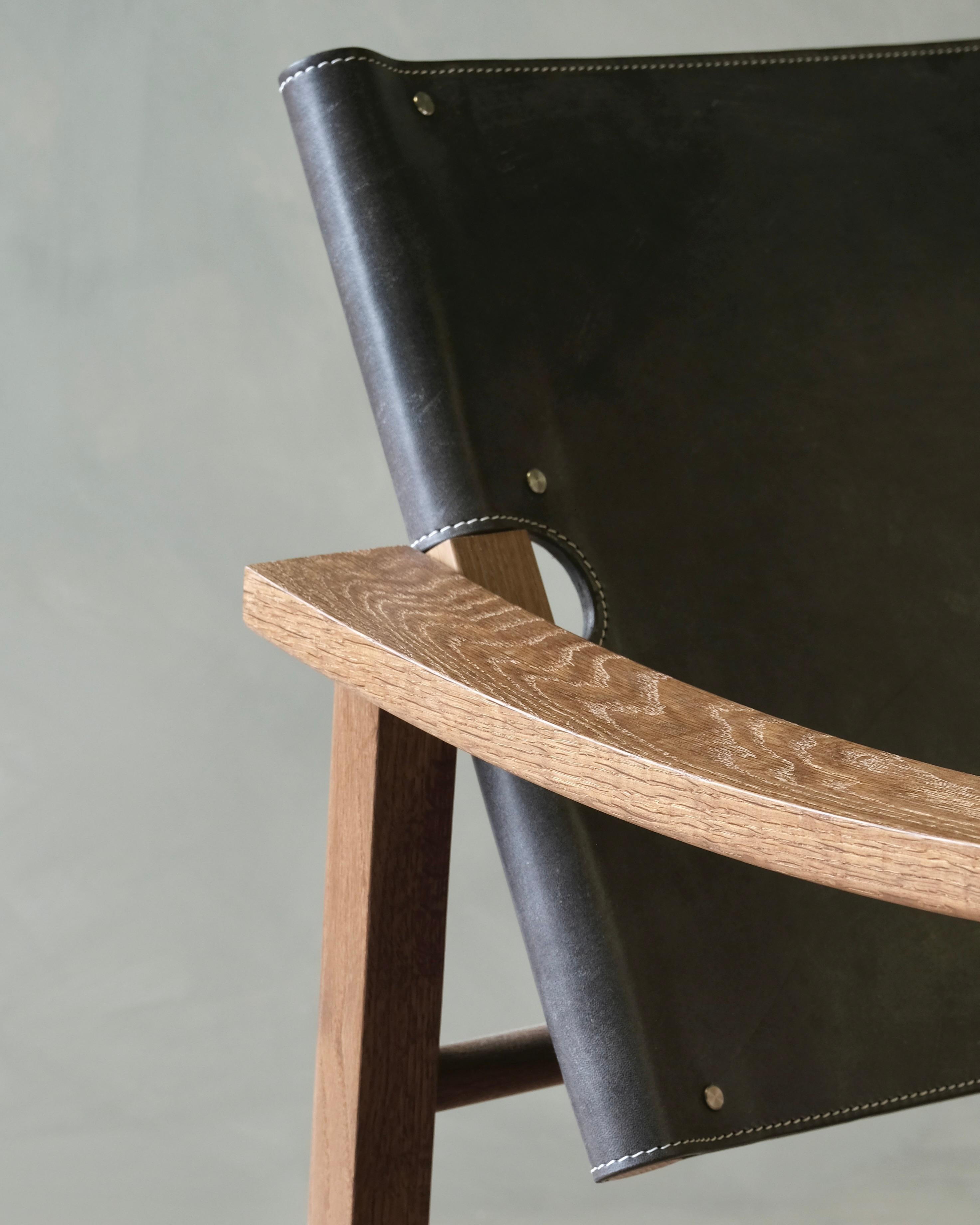 Leather Camber Chair - Black bridle leather and fumed oak For Sale