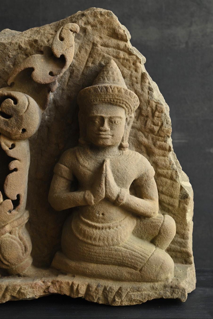 Kambodschanische antike Buddha-Figur aus Stein aus Stein/Angkor-Periode/Khmer-Kunst (Sonstiges) im Angebot