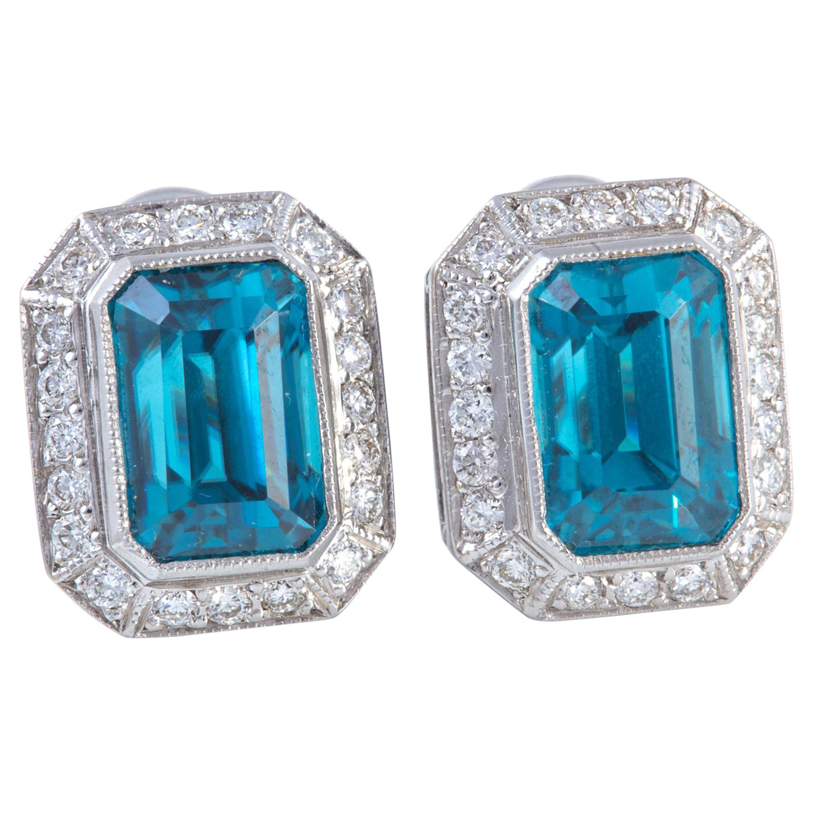 Cambodian Blue Zircon and Diamond Earrings Set in 18 Karat Gold and Platinum For Sale