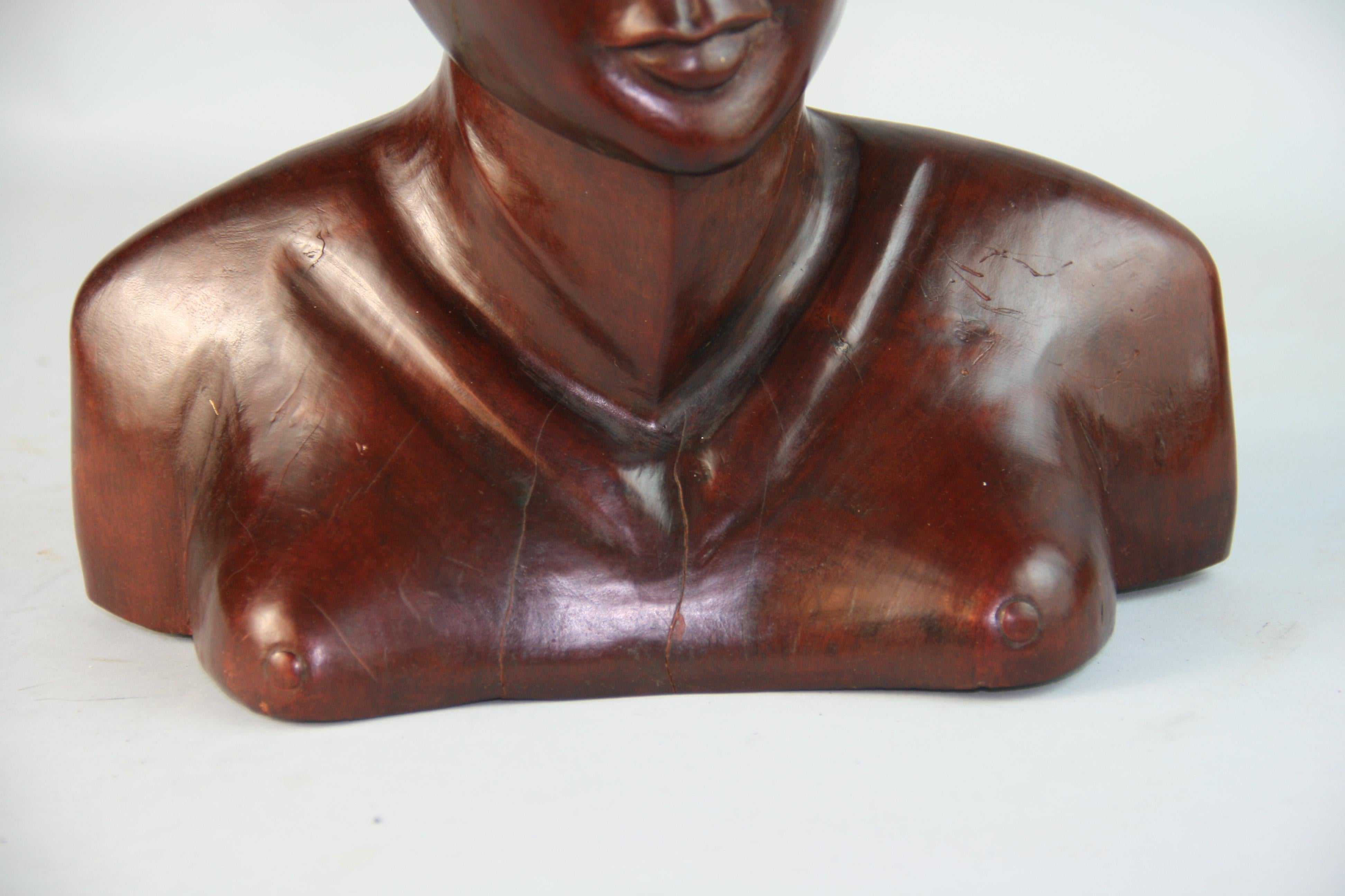 Legno massiccio Scultura di principessa cambogiana intagliata a mano in vendita