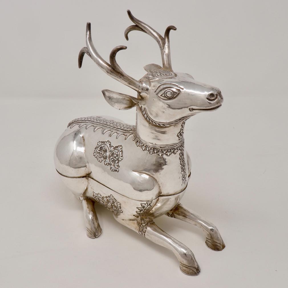 Cambodian Silver Stag Box In New Condition For Sale In Point Richmond, CA