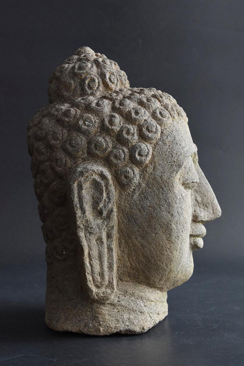 stone buddha head