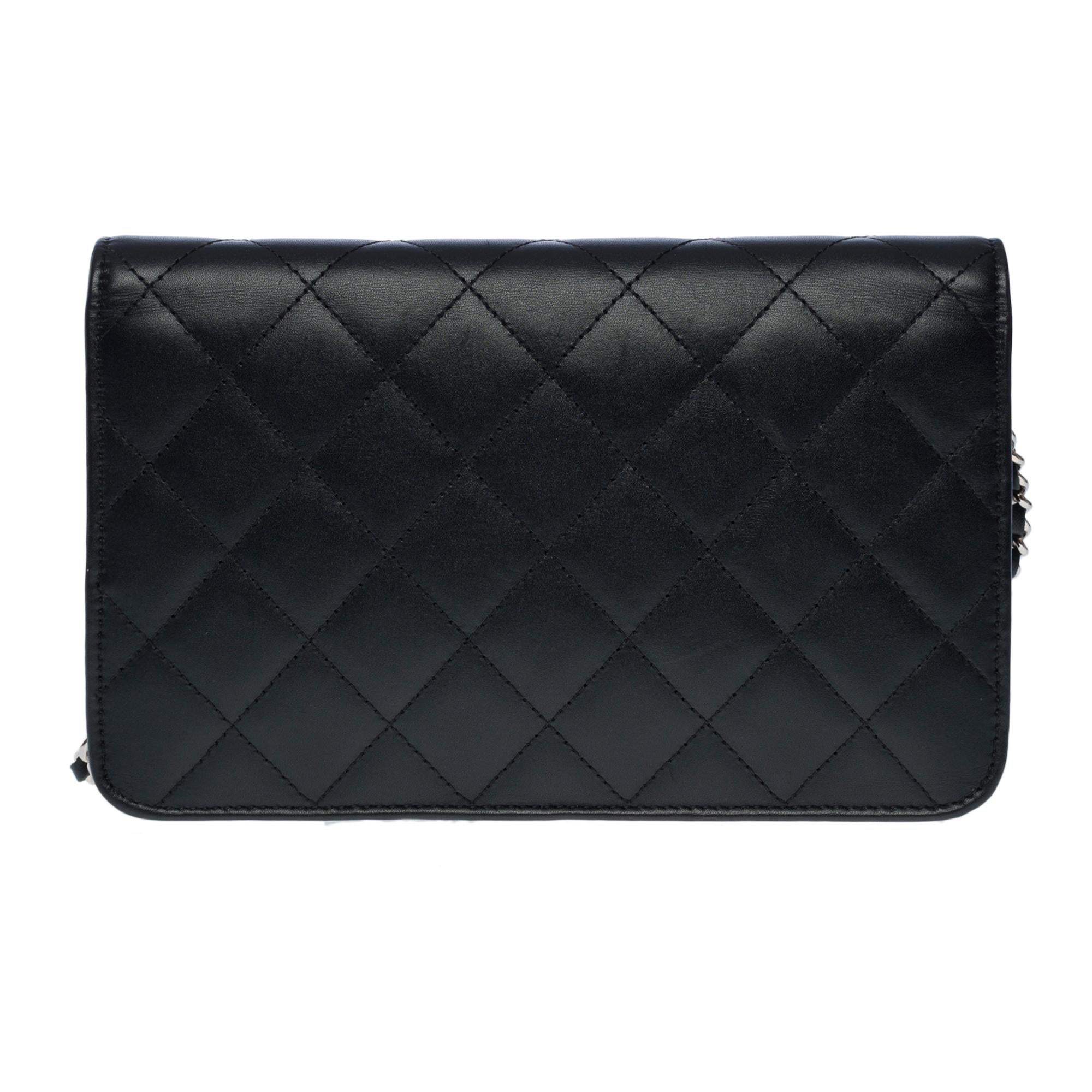 Cambon Chanel Wallet on Chain (WOC)  shoulder bag in black quilted leather, SHW In Excellent Condition In Paris, IDF