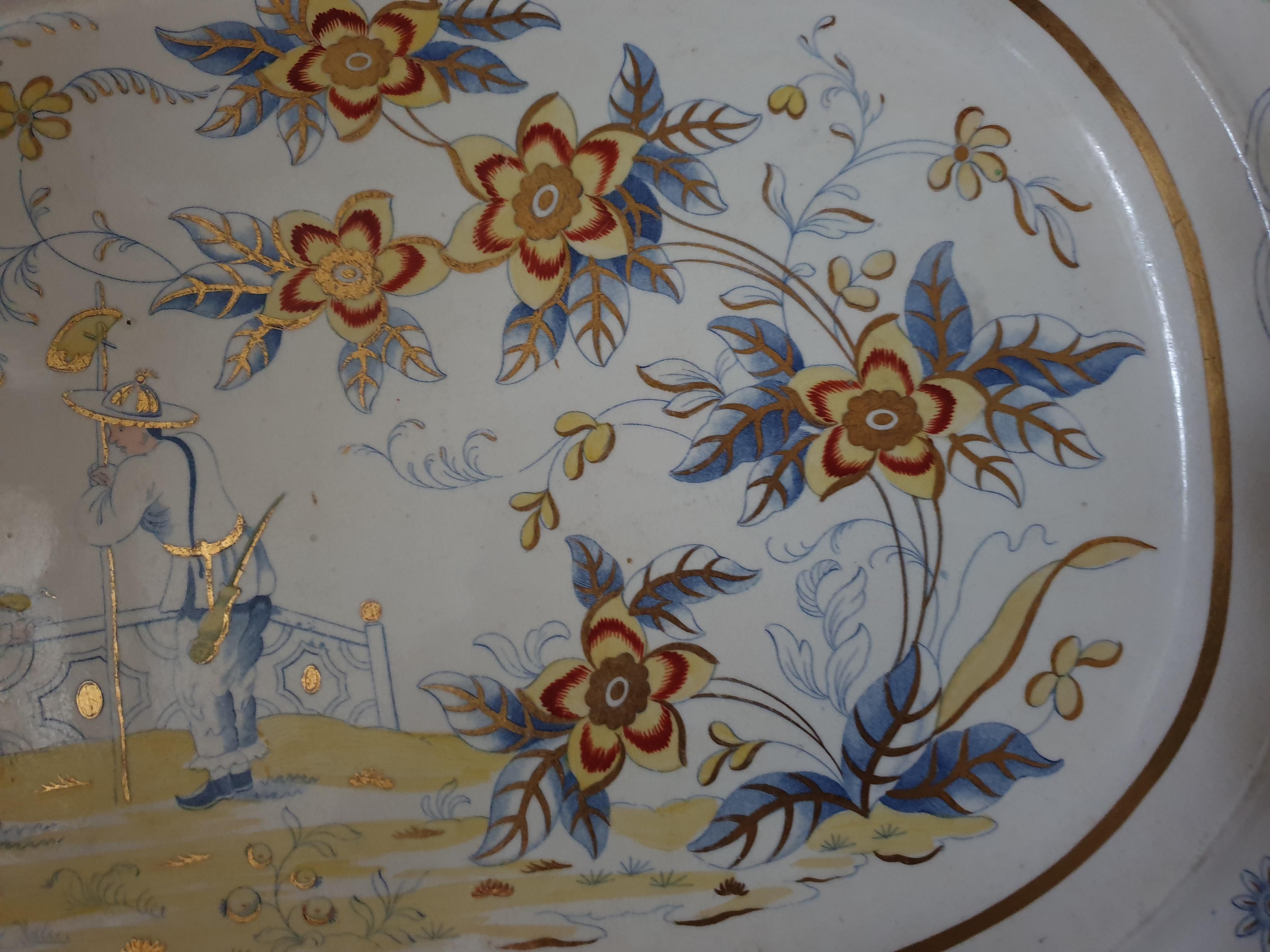 English Cambria Pattern Platter by Charles Heathcote & Co For Sale