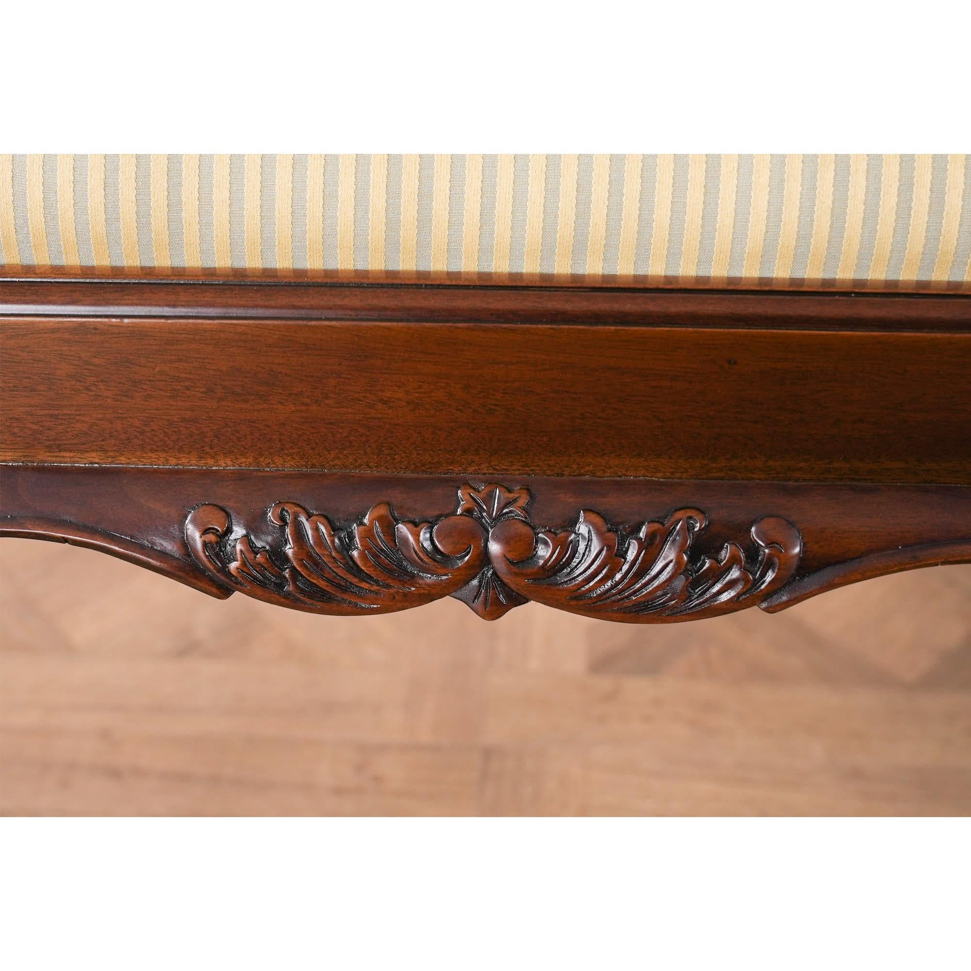 Sedie Cambridge in mogano, set da 10 in vendita 2