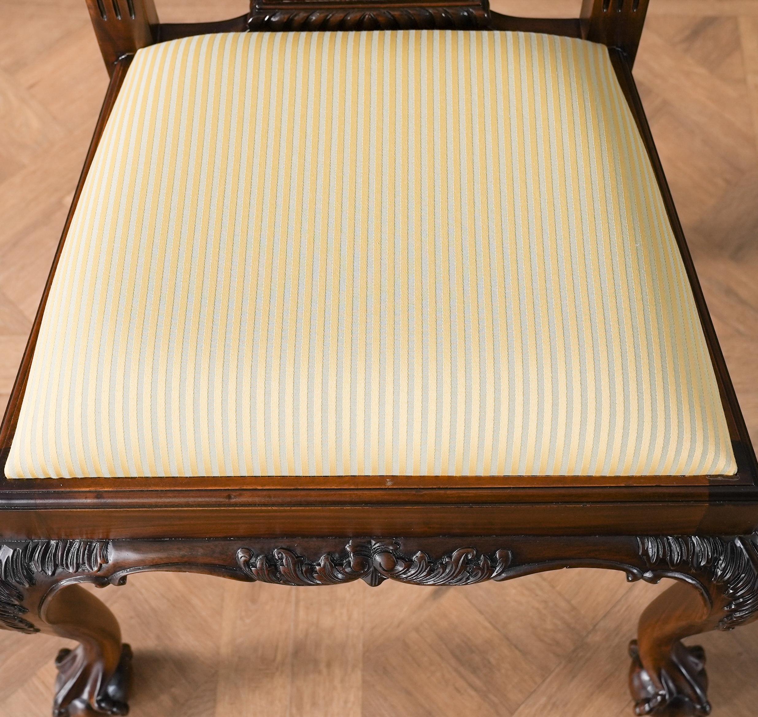 Sedie Cambridge in mogano, set da 10 in vendita 9