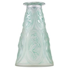Vaso in vetro Camées di René Lalique
