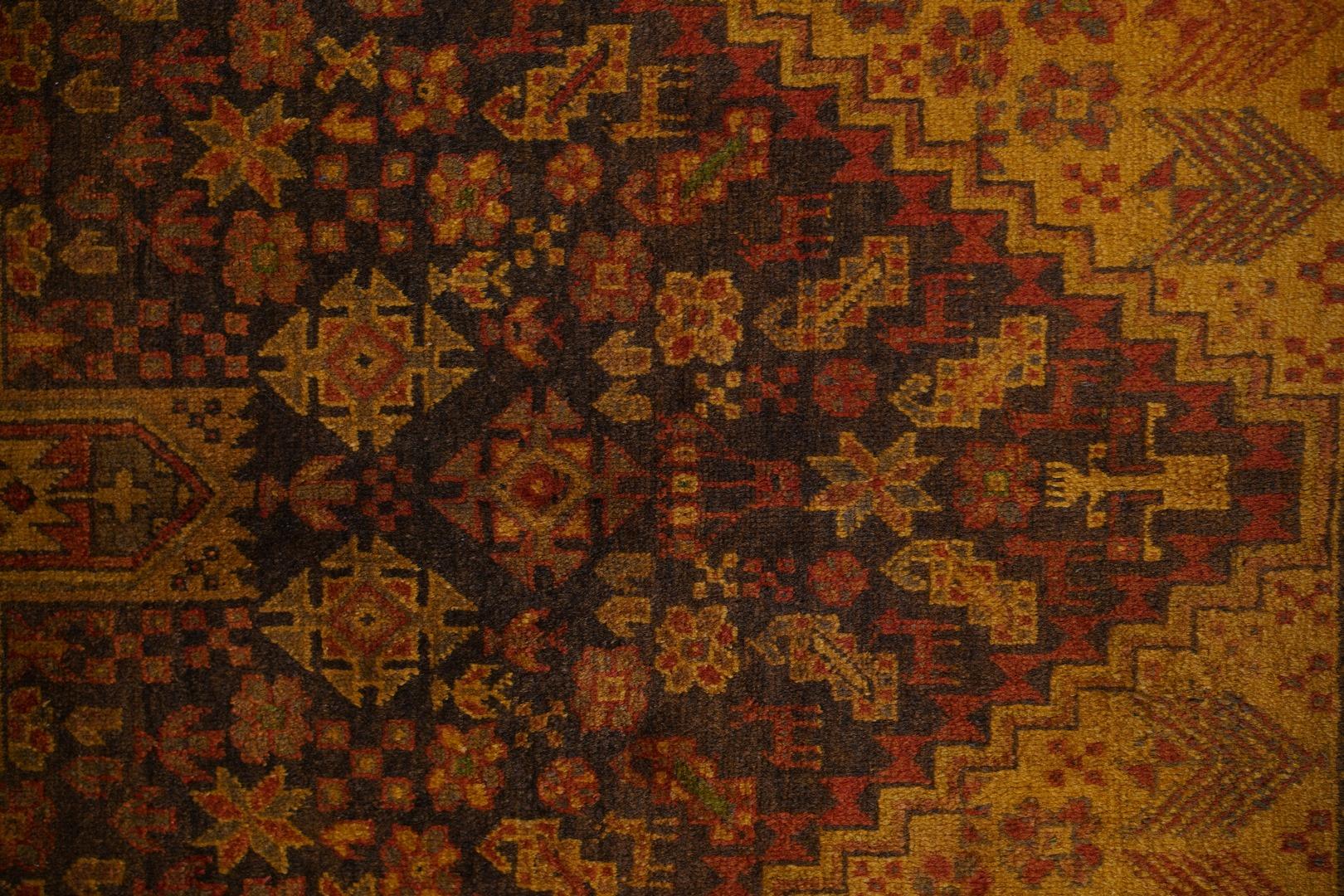 Semi antiker Vintage-Baluch aus Kamel- und Lammwolle aus Pashimineh-Teppich, Vintage (Wolle) im Angebot