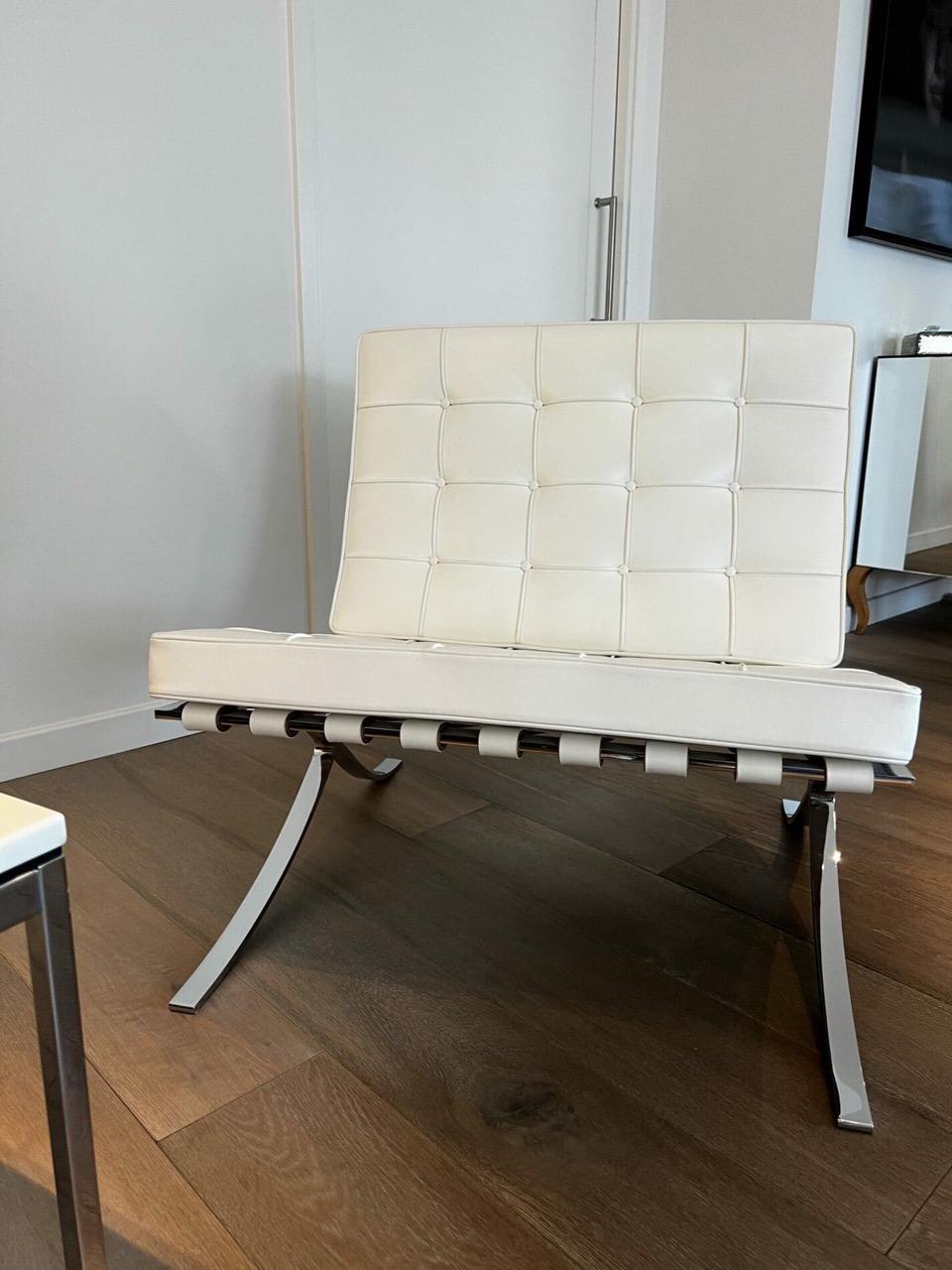 Fauteuil et ottoman Camel Barcelona, Mies Van Der Rohe, 2012 en vente 8