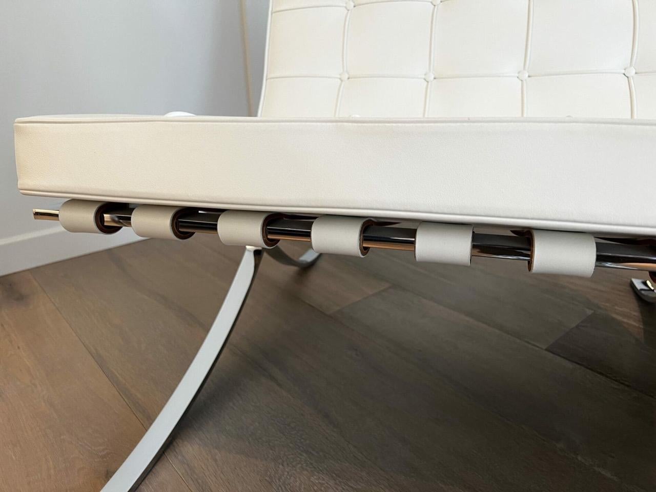 Fauteuil et ottoman Camel Barcelona, Mies Van Der Rohe, 2012 en vente 9