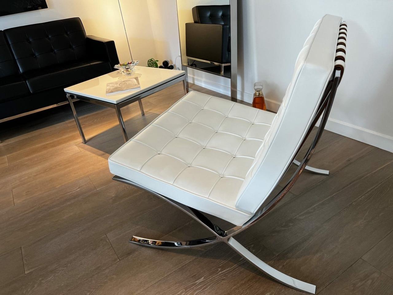 Fauteuil et ottoman Camel Barcelona, Mies Van Der Rohe, 2012 en vente 11