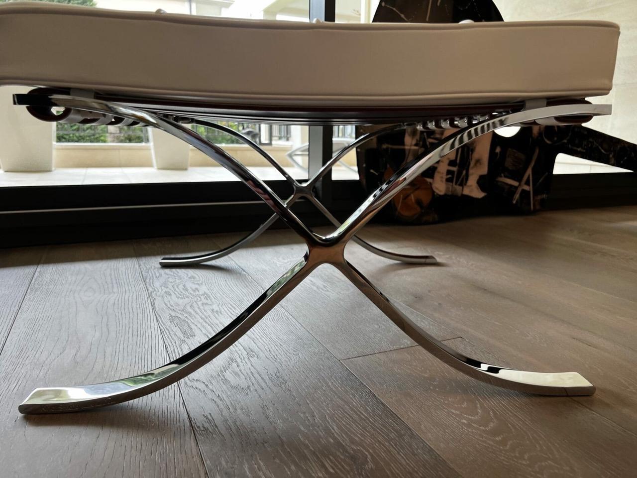 Fauteuil et ottoman Camel Barcelona, Mies Van Der Rohe, 2012 en vente 12